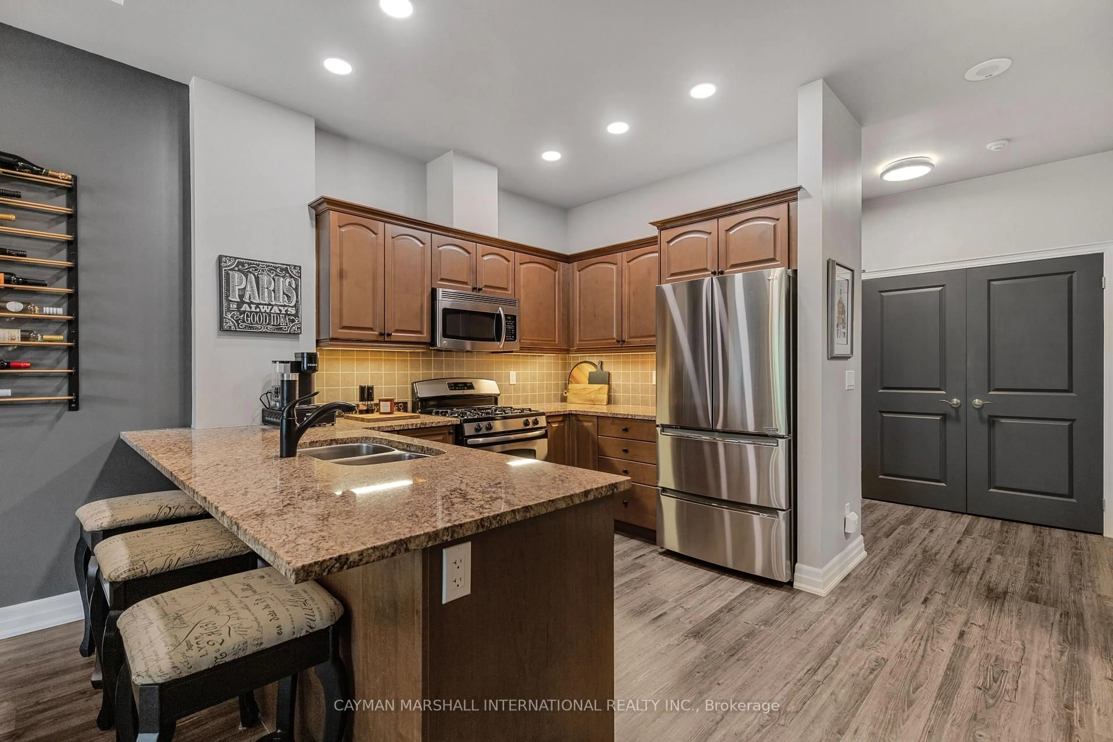 Open concept kitchen, unknown for 360 Pearl St #201, Burlington Ontario L7R 1E1