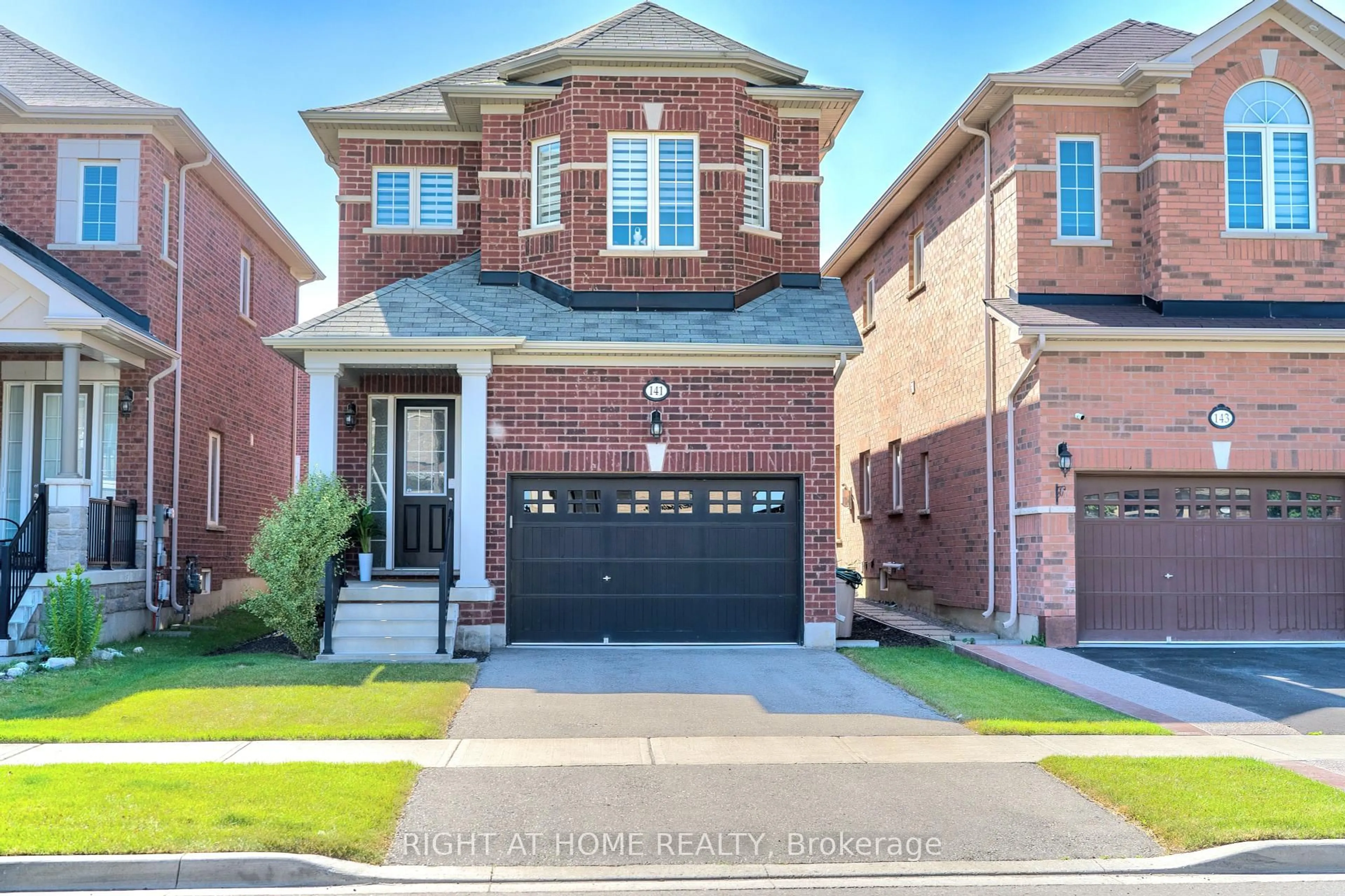 Home with brick exterior material, street for 141 Morningside Dr, Halton Hills Ontario L7G 0M3