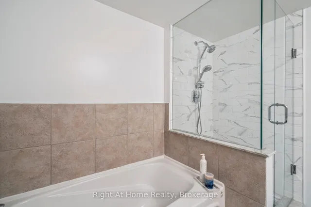 Additional image 10 of 2111 Lake Shore Blvd Unit 605