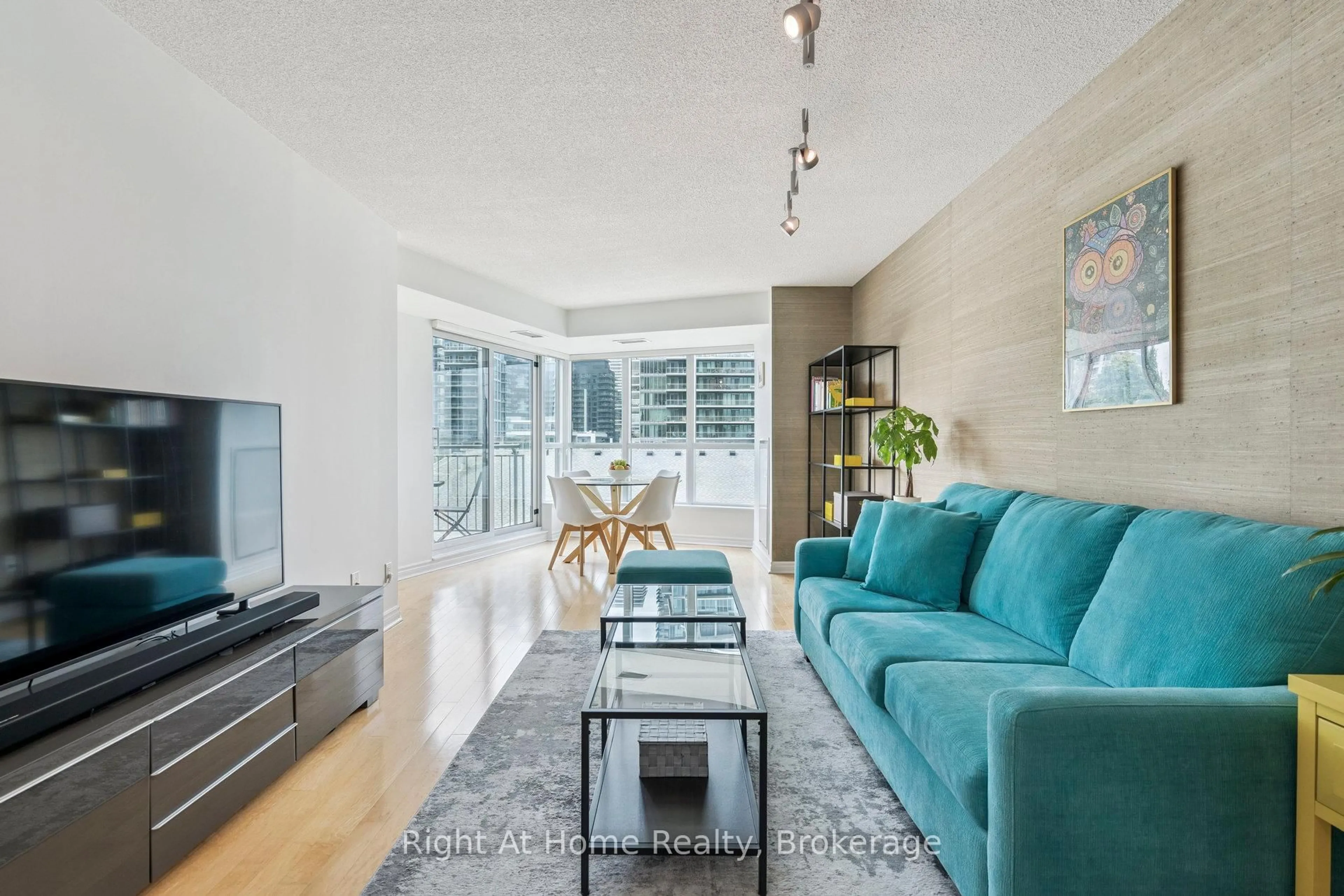Living room with furniture, unknown for 2111 Lake Shore Blvd #605, Toronto Ontario M8V 4B2