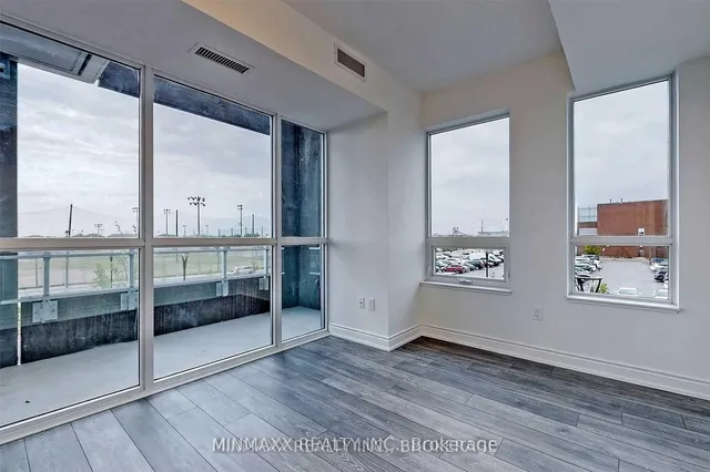 Additional property image - 1050 Main St Unit 222