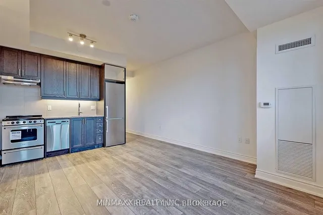 Additional property image - 1050 Main St Unit 222