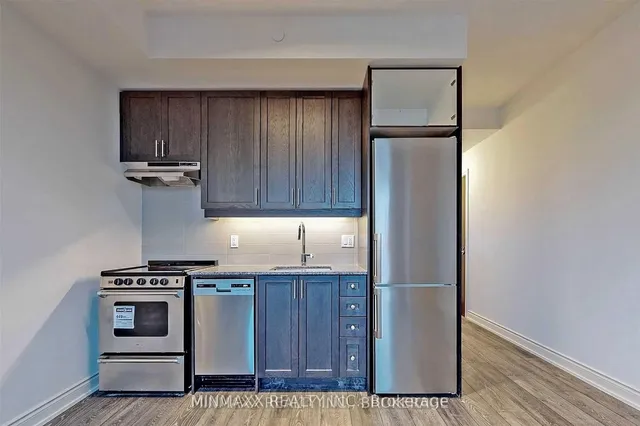 Additional property image - 1050 Main St Unit 222