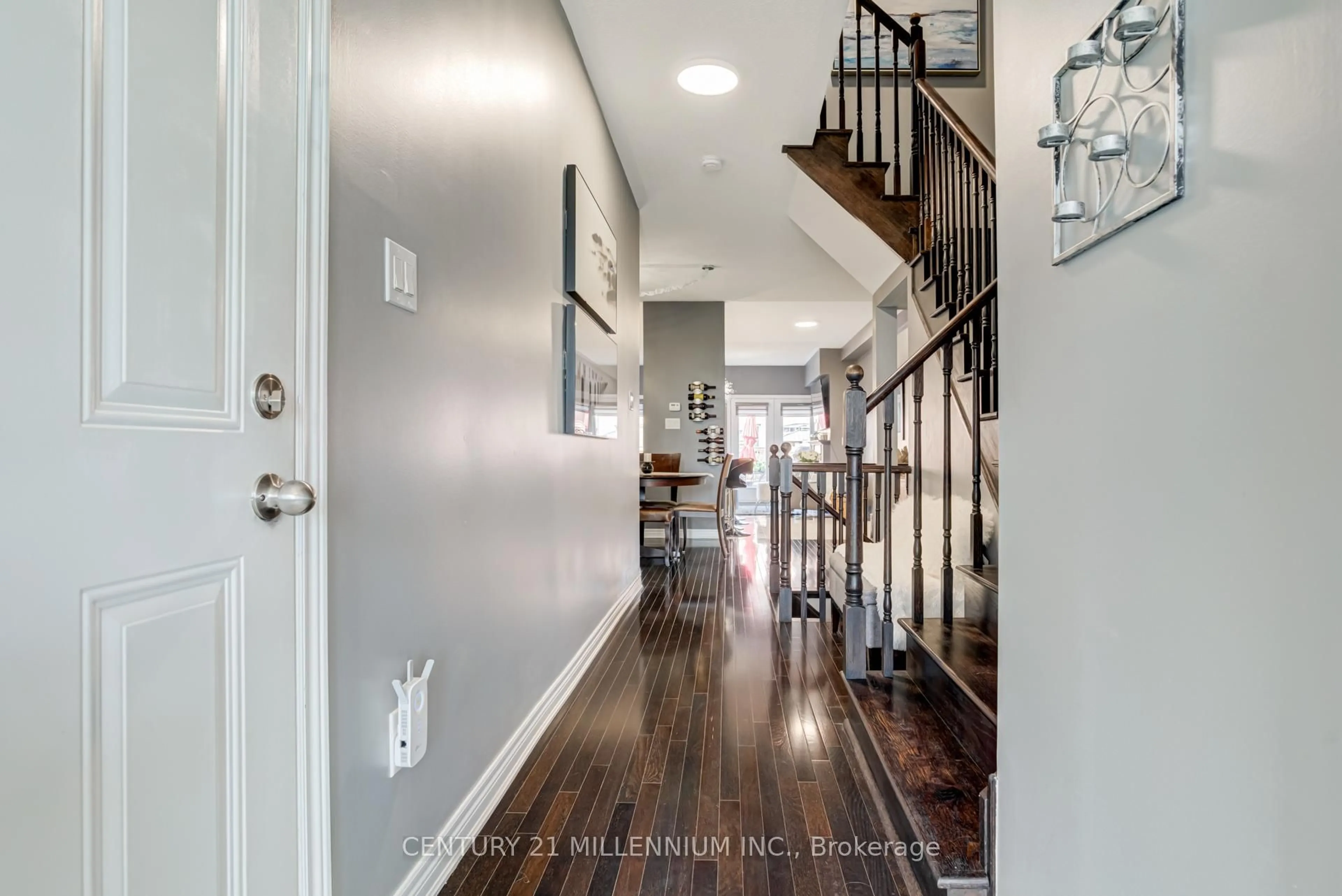 Indoor entryway for 77 Relton Circ, Brampton Ontario L6P 4A7
