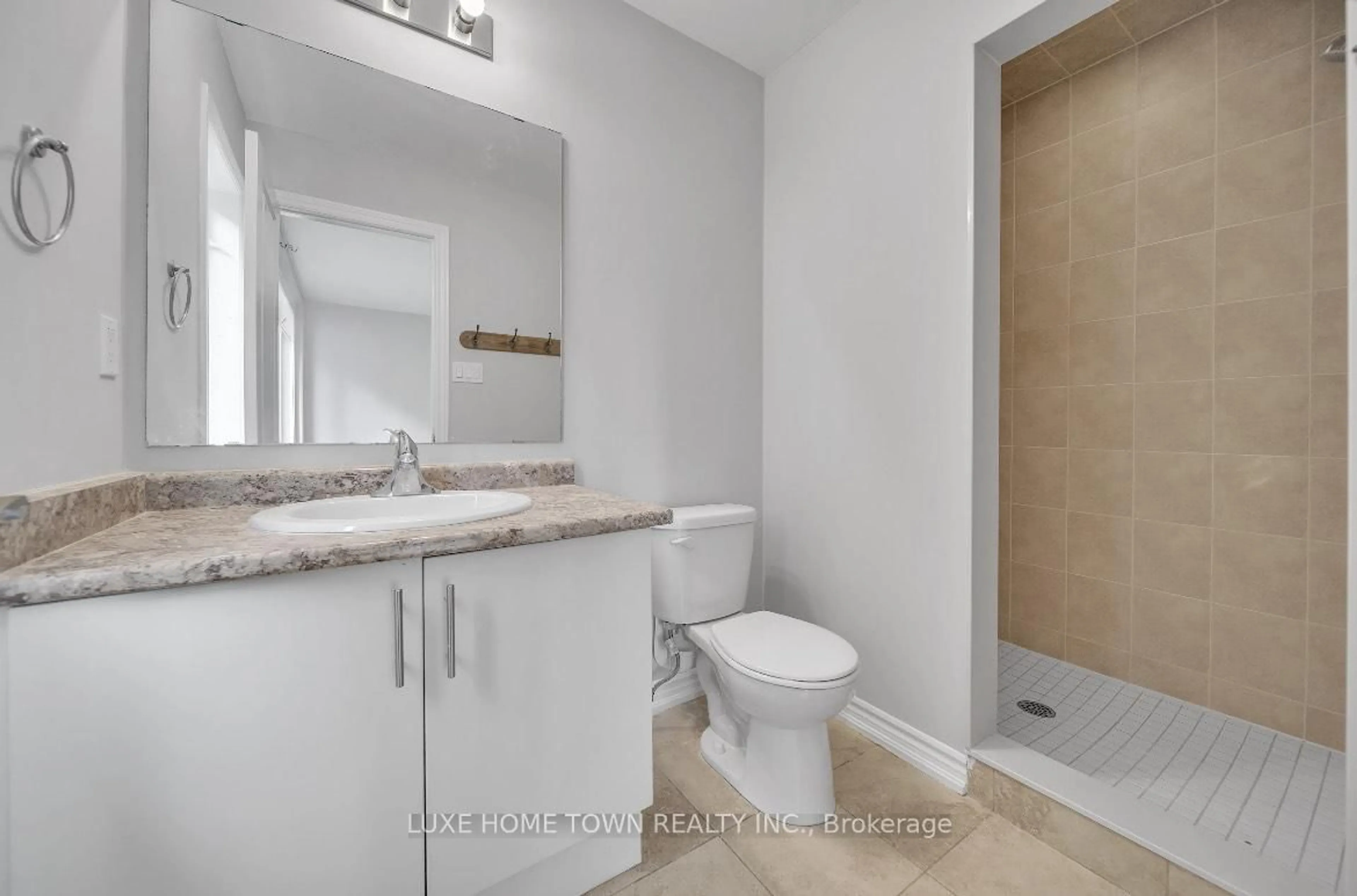 Standard bathroom, unknown for 48 C Line #106, Orangeville Ontario L9W 6X9