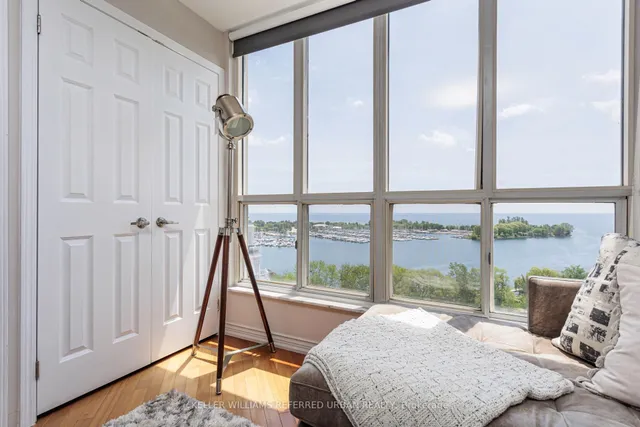 Additional property image - 2285 Lake Shore Blvd Unit 902