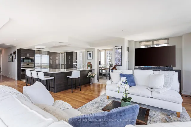Additional property image - 2285 Lake Shore Blvd Unit 902