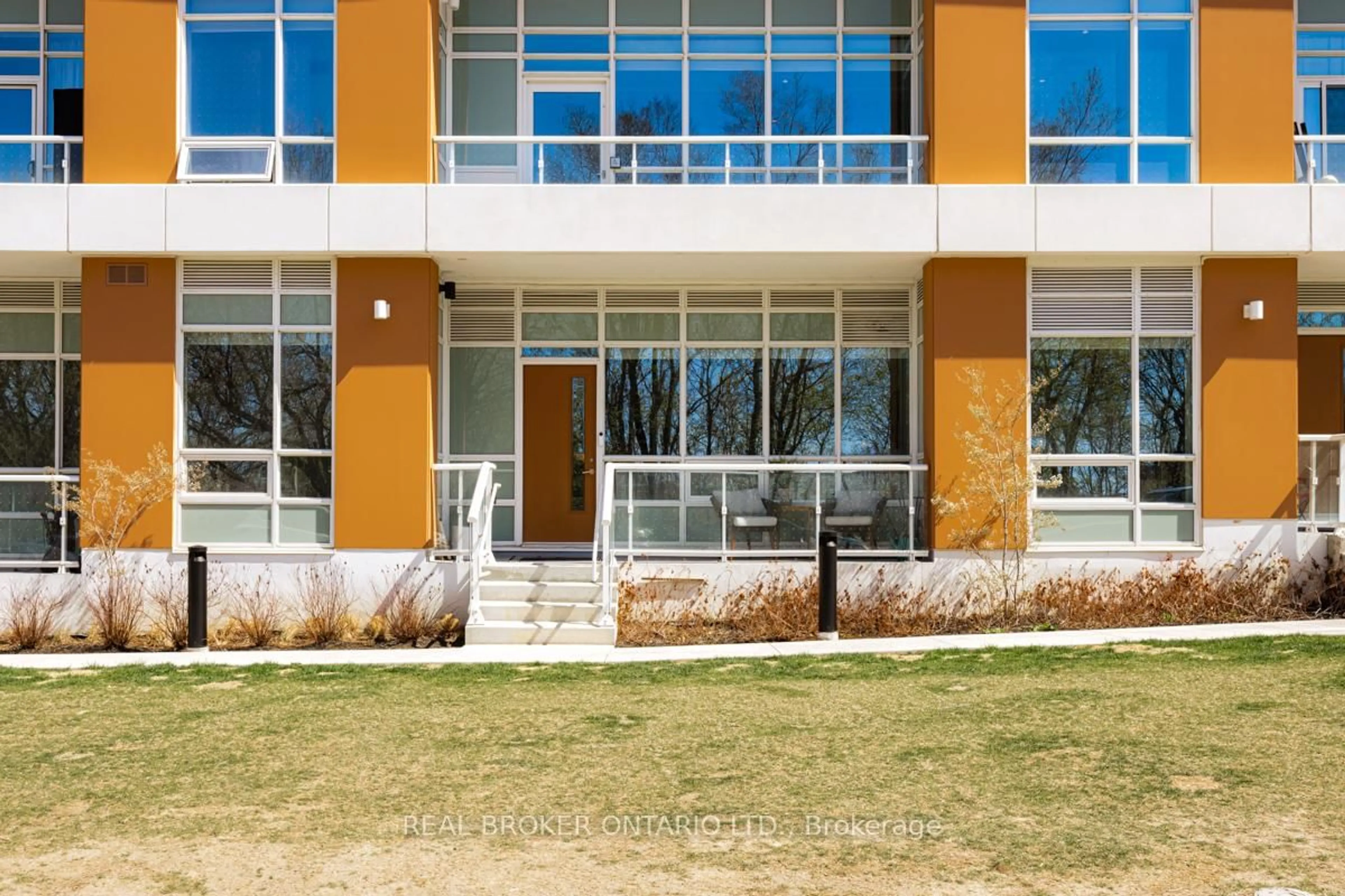 Unknown for 10 Wilby Cres #104, Toronto Ontario M9N 1E5
