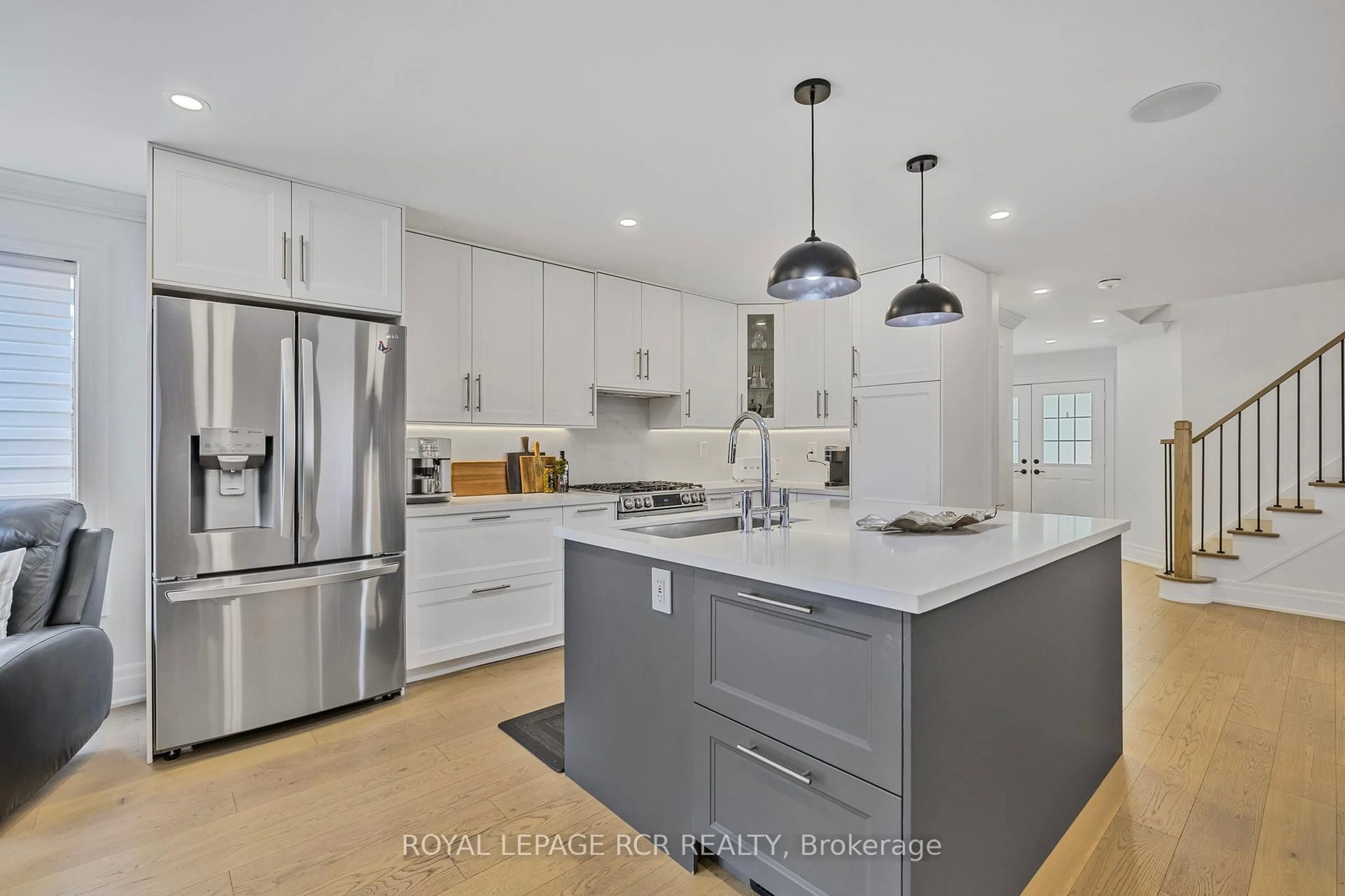 Open concept kitchen, unknown for 75 Tarquini Cres, Caledon Ontario L7E 2Z5