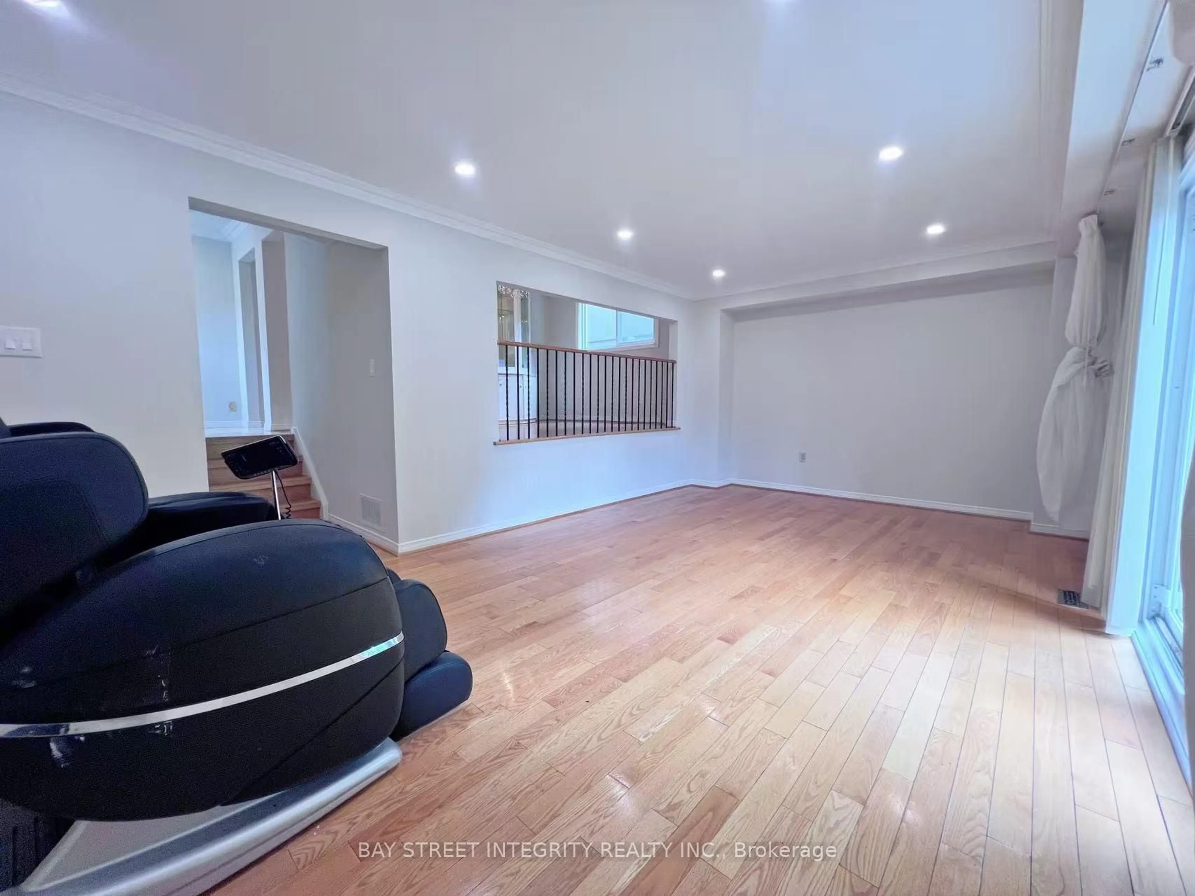 A pic of a room for 4073 Pavillion Crt, Mississauga Ontario L5B 2V9