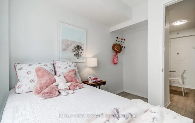 Additional image 15 of 18 Laidlaw St Unit 1018