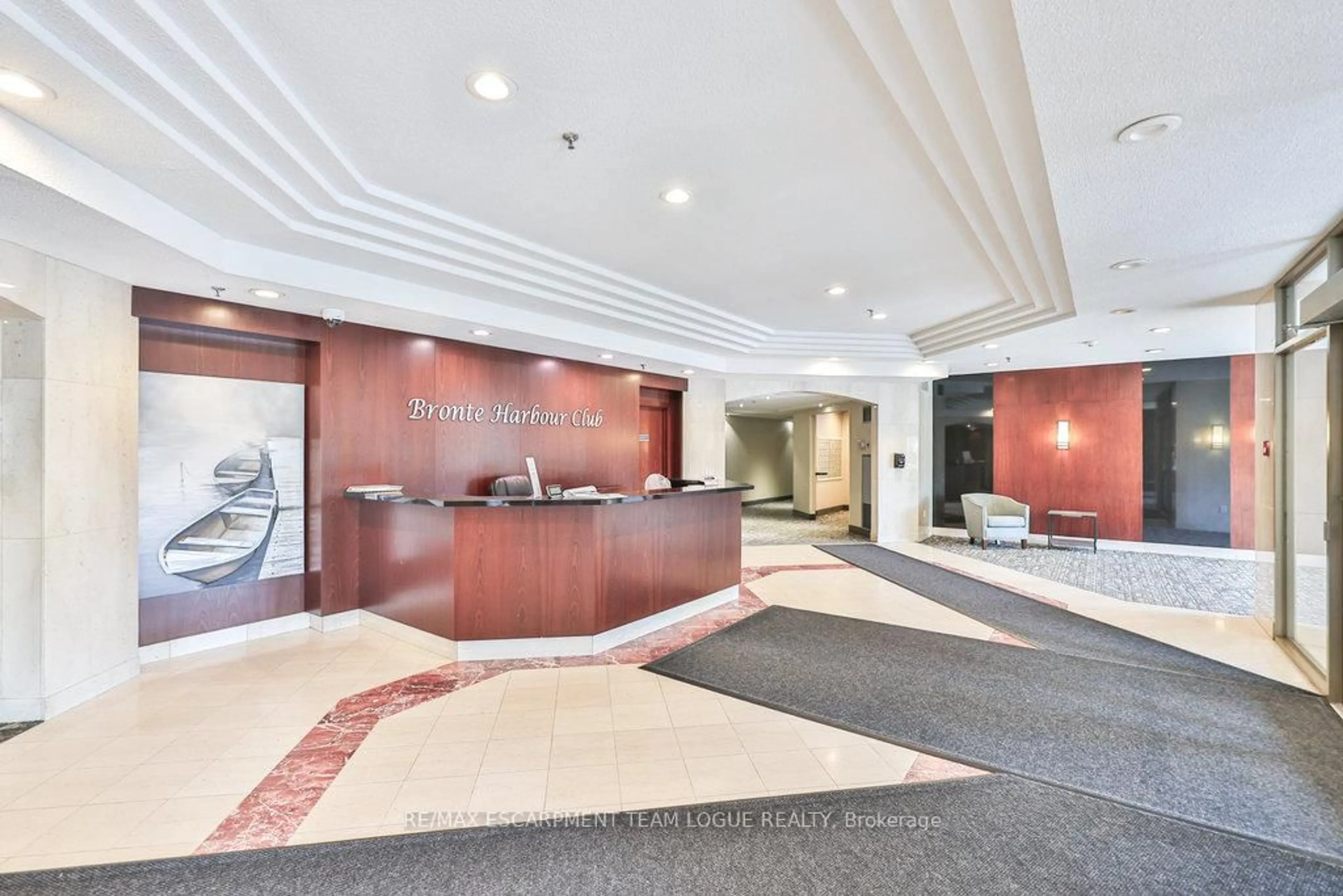 Lobby for 2511 Lakeshore Rd #411, Oakville Ontario L6L 6L9