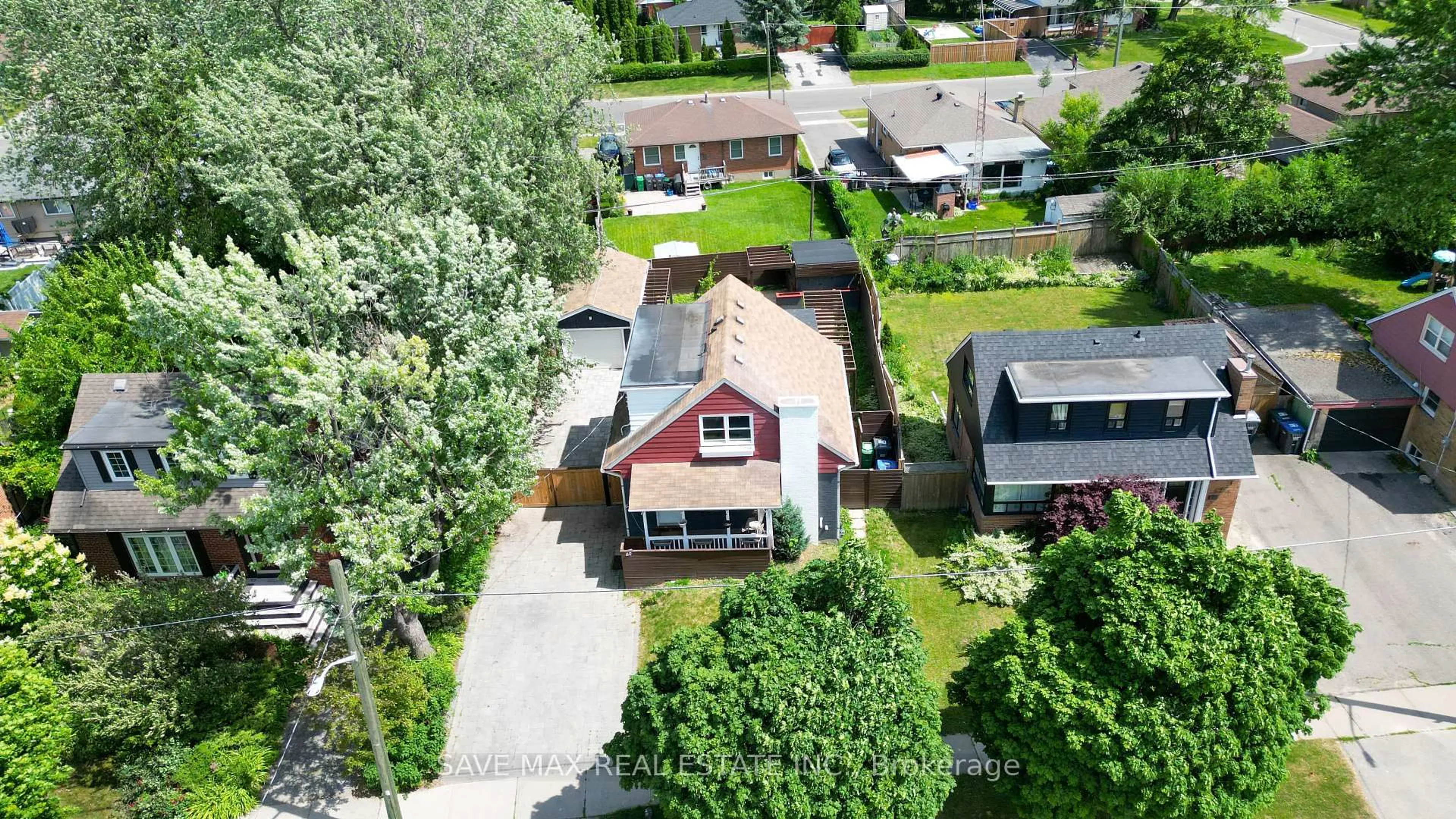 A pic from outside/outdoor area/front of a property/back of a property/a pic from drone, street for 69 Eldomar Ave, Brampton Ontario L6W 1P9