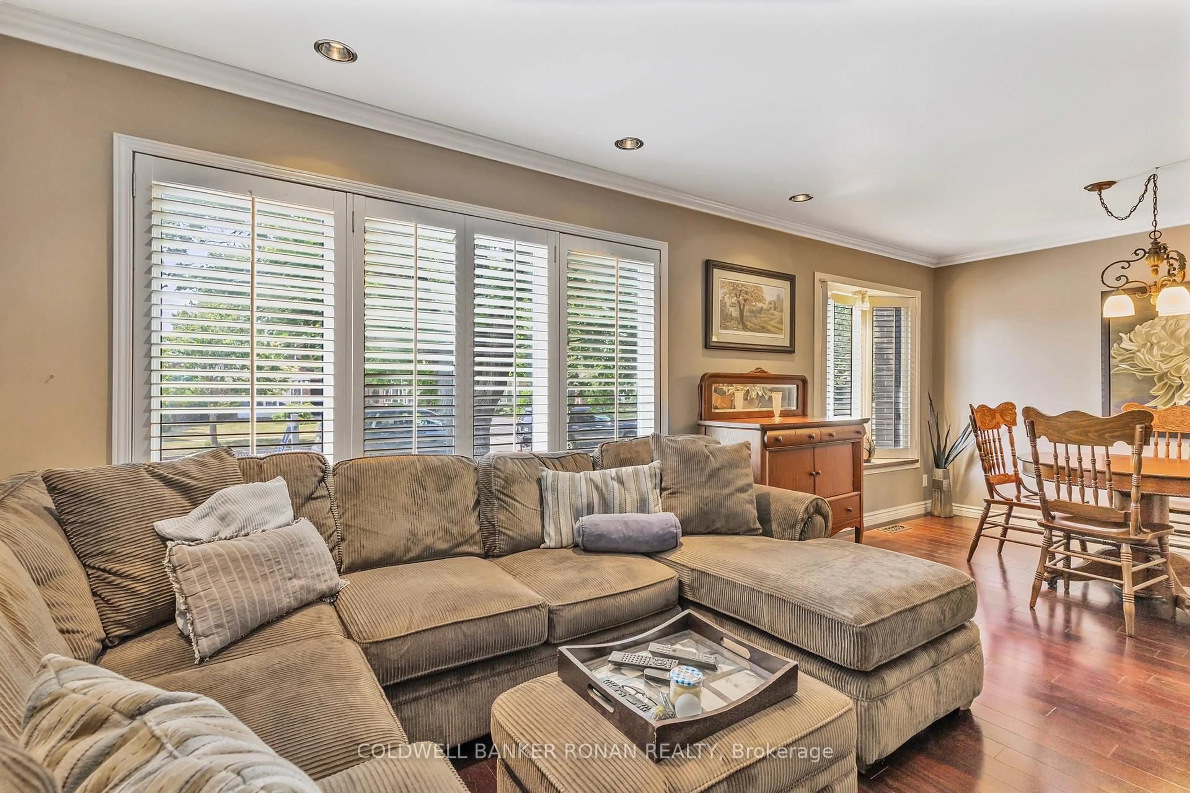 Living room with furniture, unknown for 20 Hallow Cres, Toronto Ontario M9W 2V9
