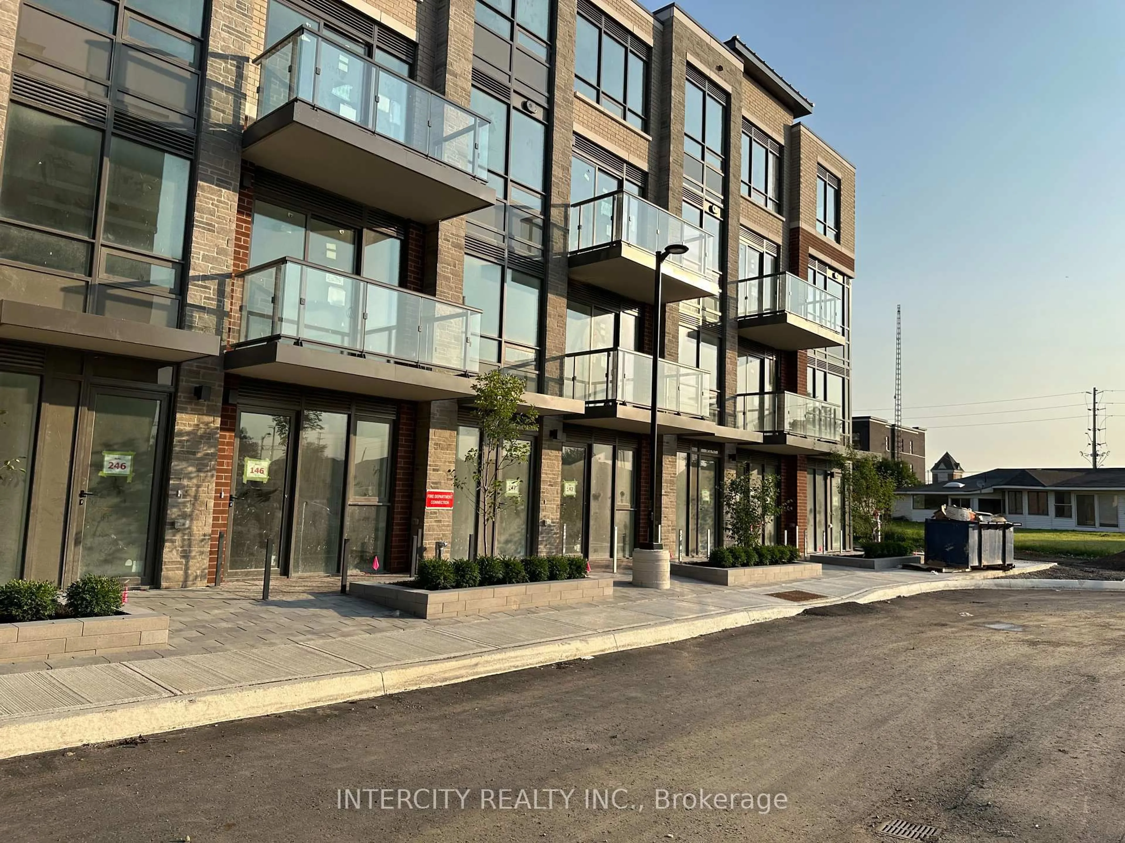 Unknown for 85 Attmar Dr #138, Brampton Ontario L6P 0Y6