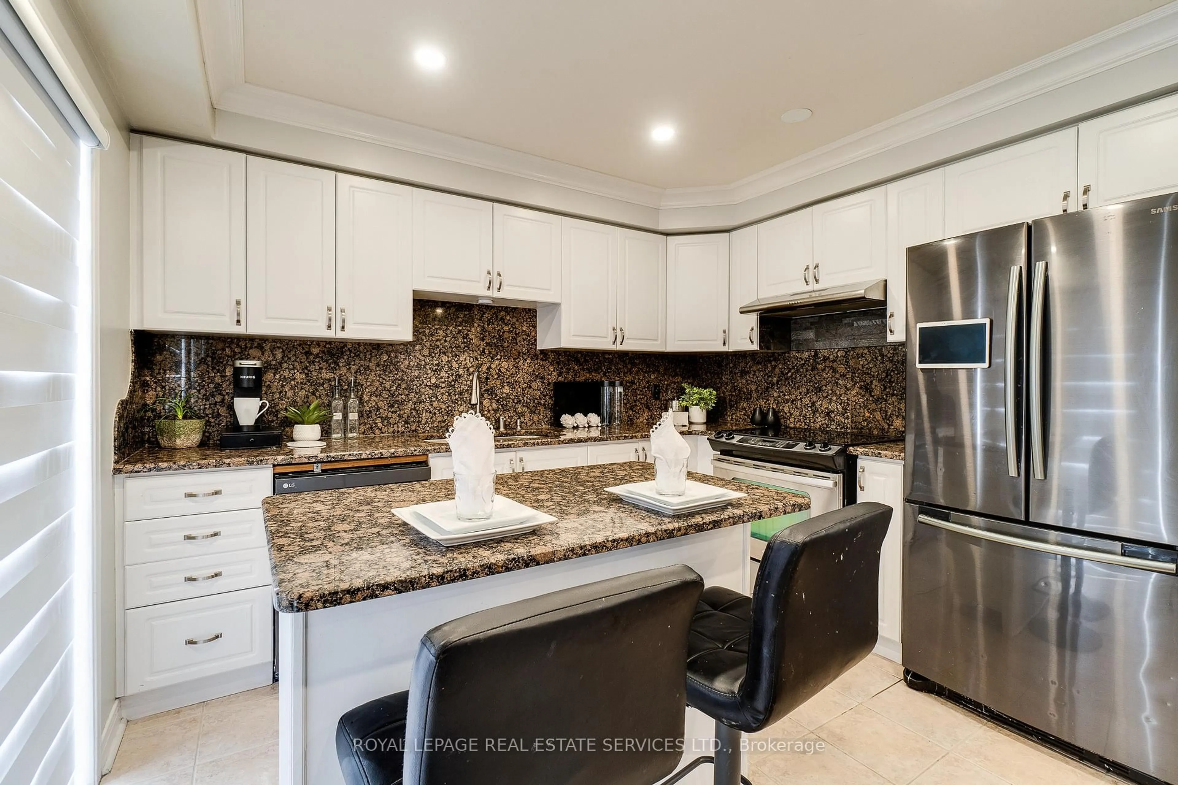 Unknown for 2228 Sutton Dr, Burlington Ontario L7L 7K4