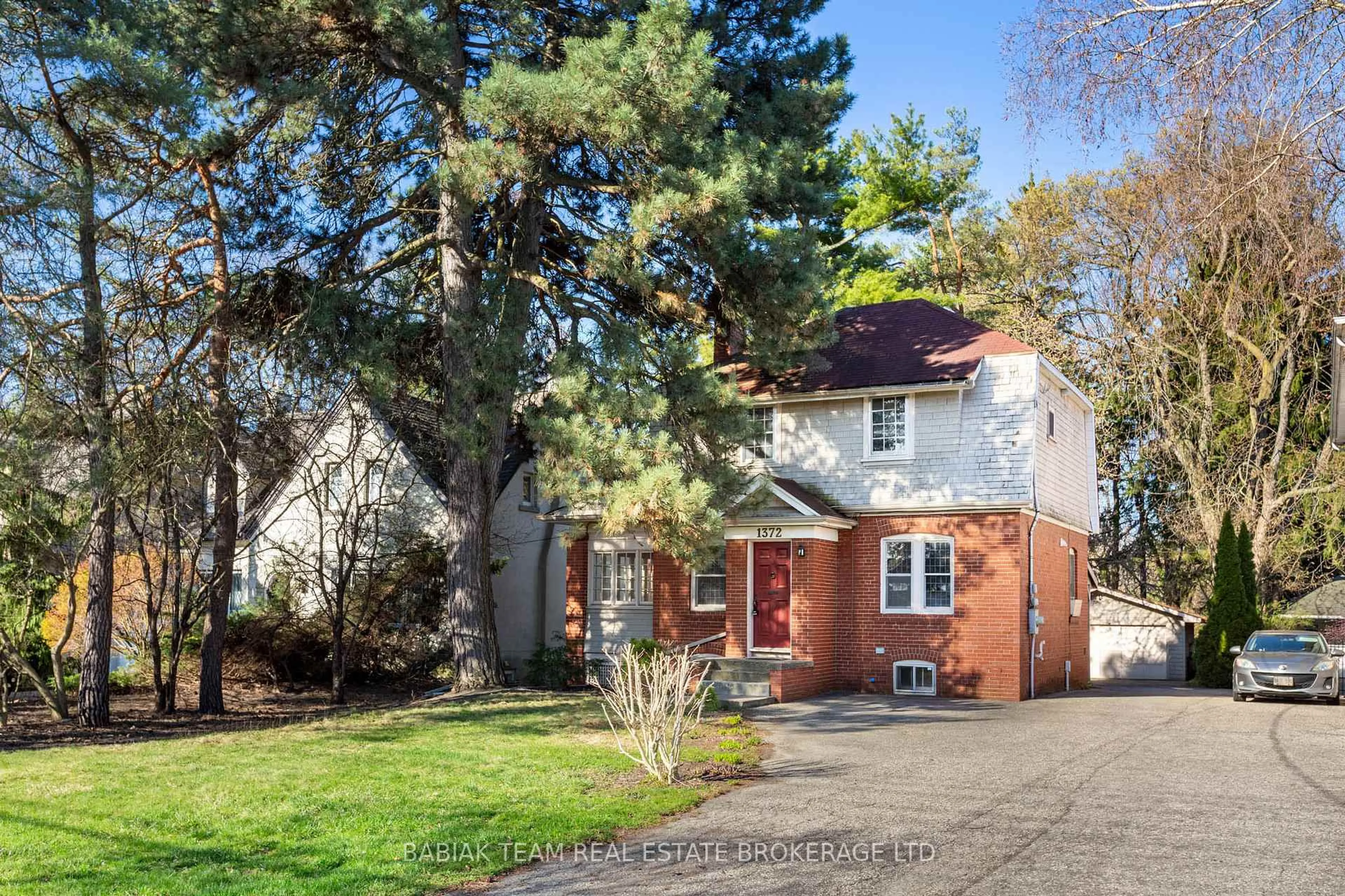 Home with brick exterior material, street for 1372 Islington Ave, Toronto Ontario M9A 3K6