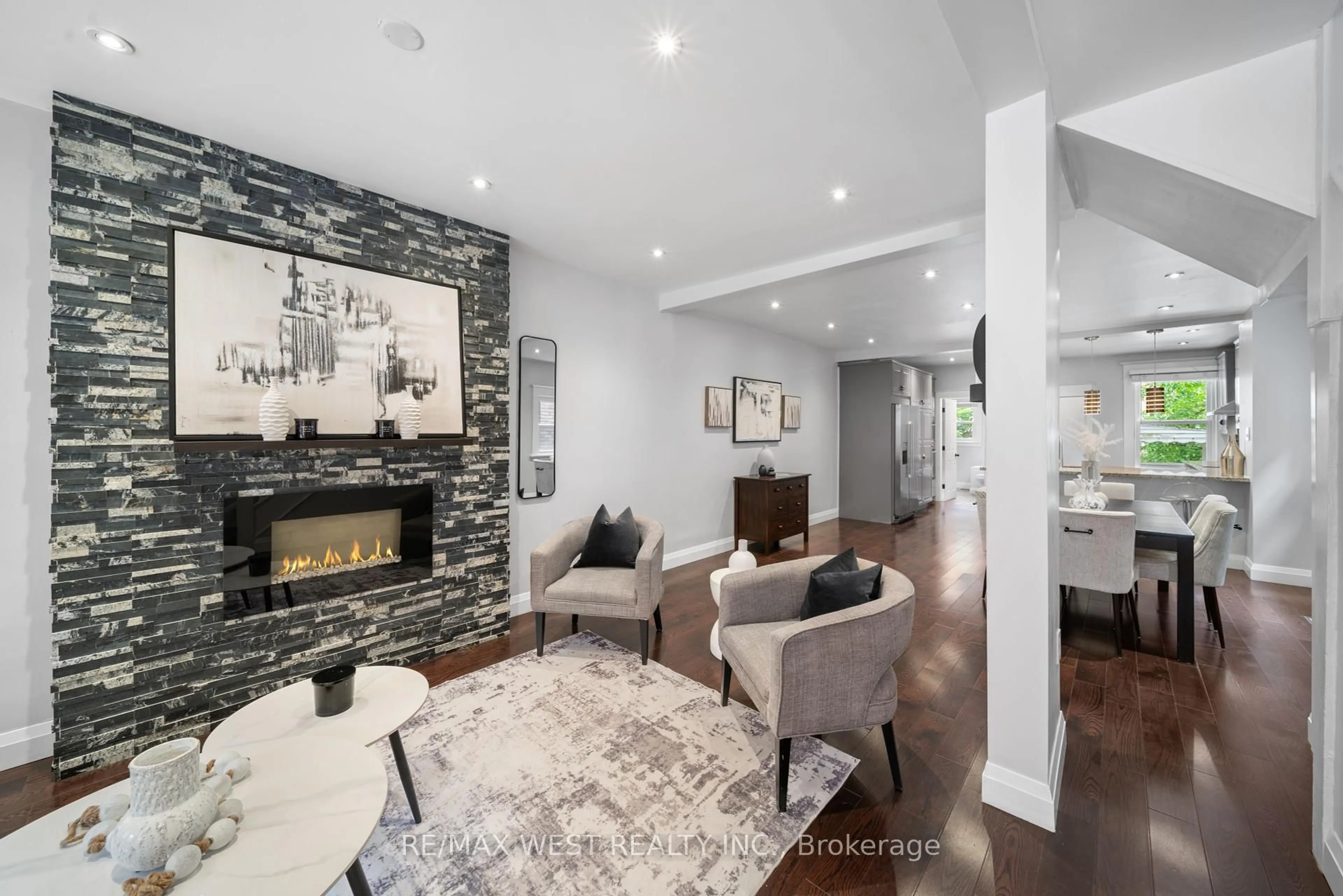 Living room with furniture, unknown for 3 Glen Gordon Rd, Toronto Ontario M6P 1B7