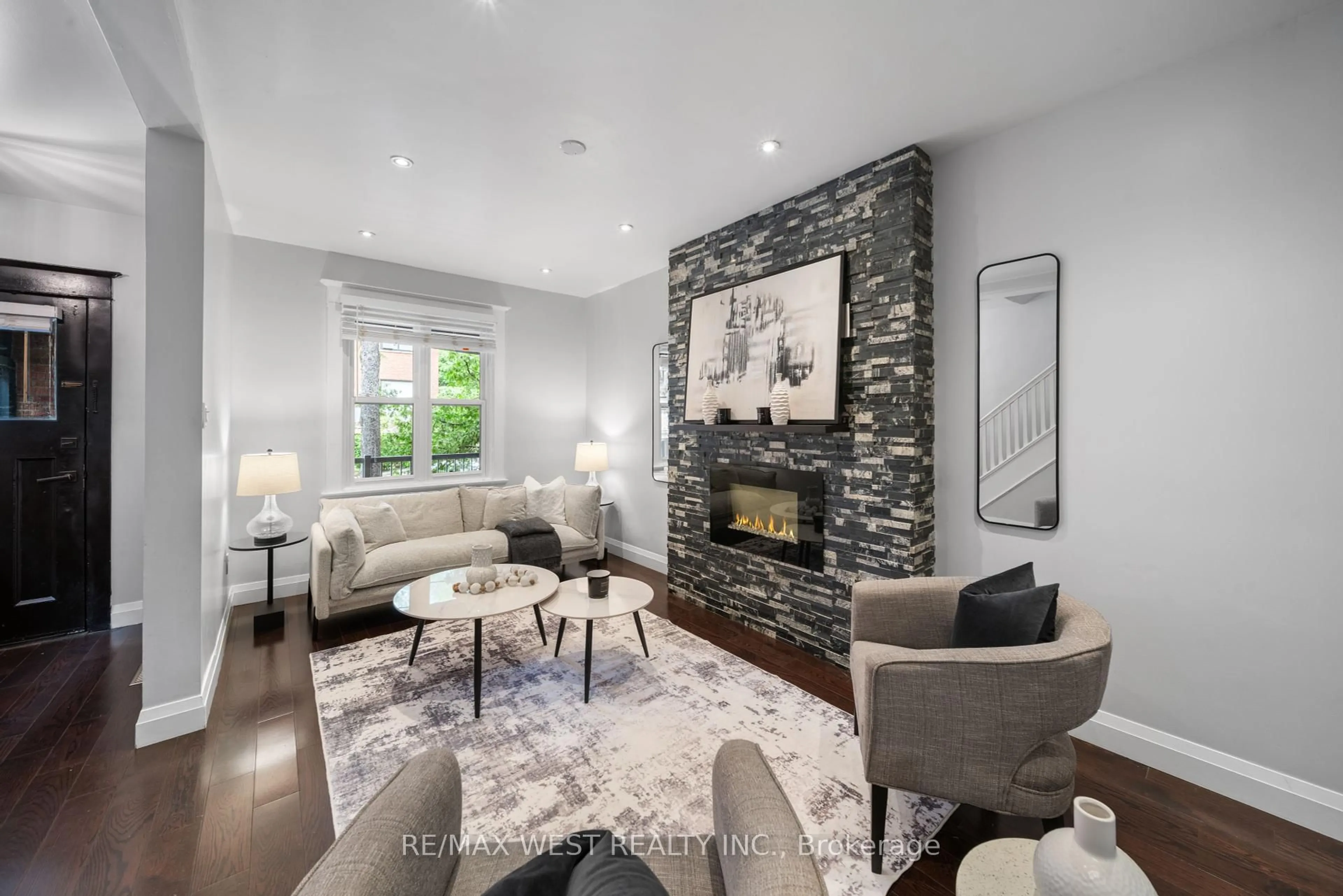 Living room with furniture, unknown for 3 Glen Gordon Rd, Toronto Ontario M6P 1B7
