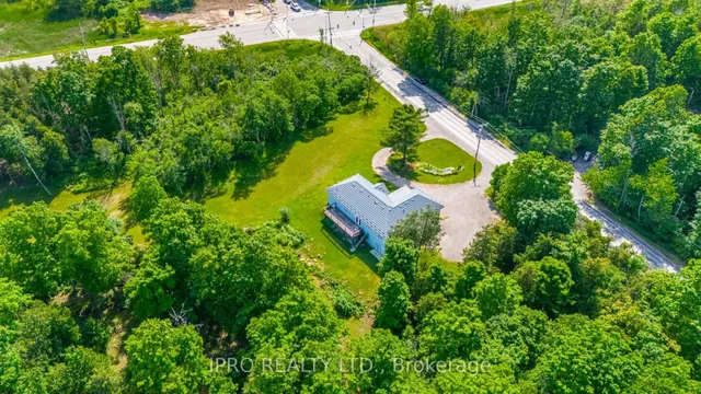 Primary image of 8080 SIDE RD 15 Rd