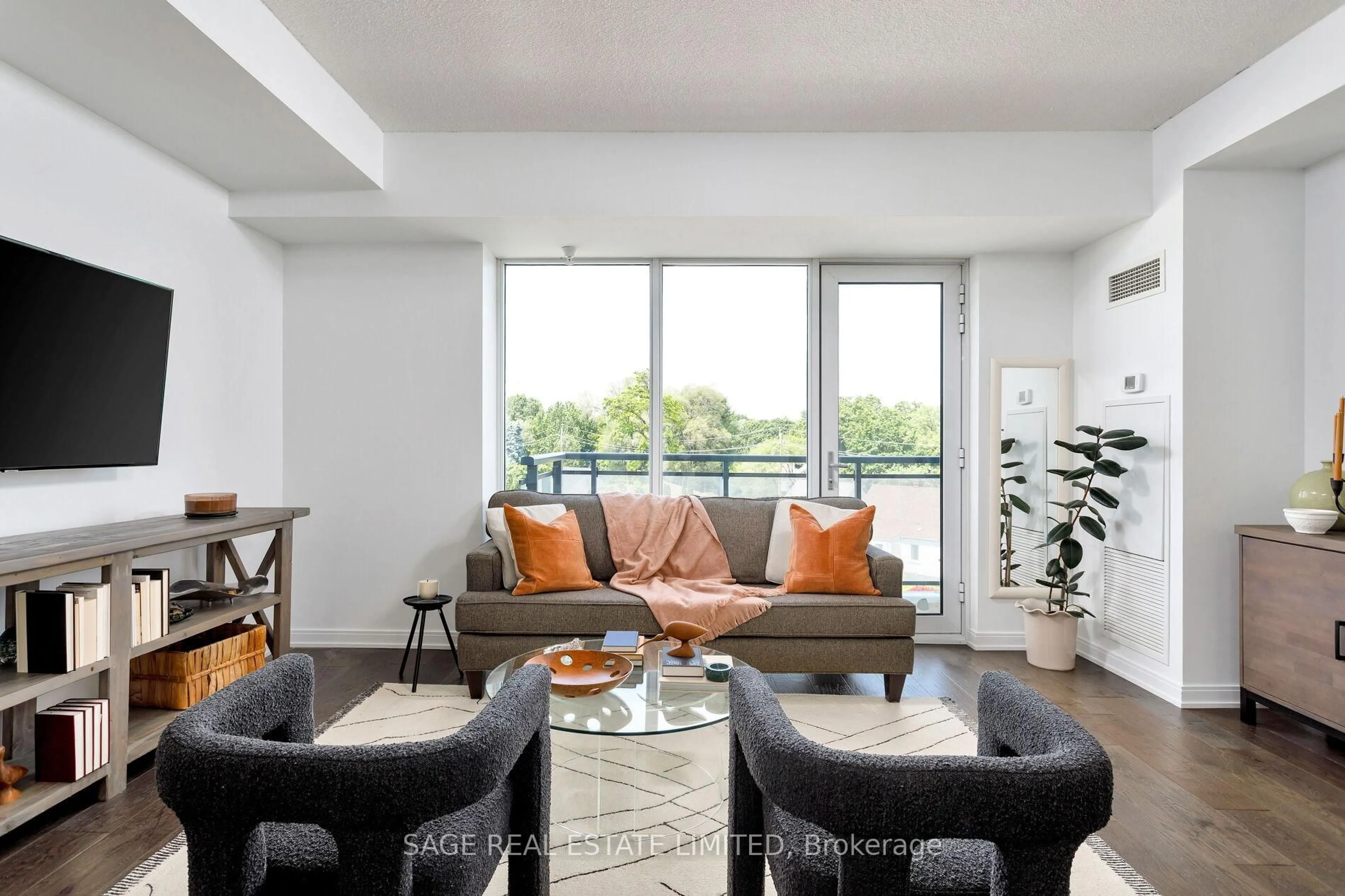 Living room with furniture, unknown for 760 The Queensway #401, Toronto Ontario M8Z 0E1