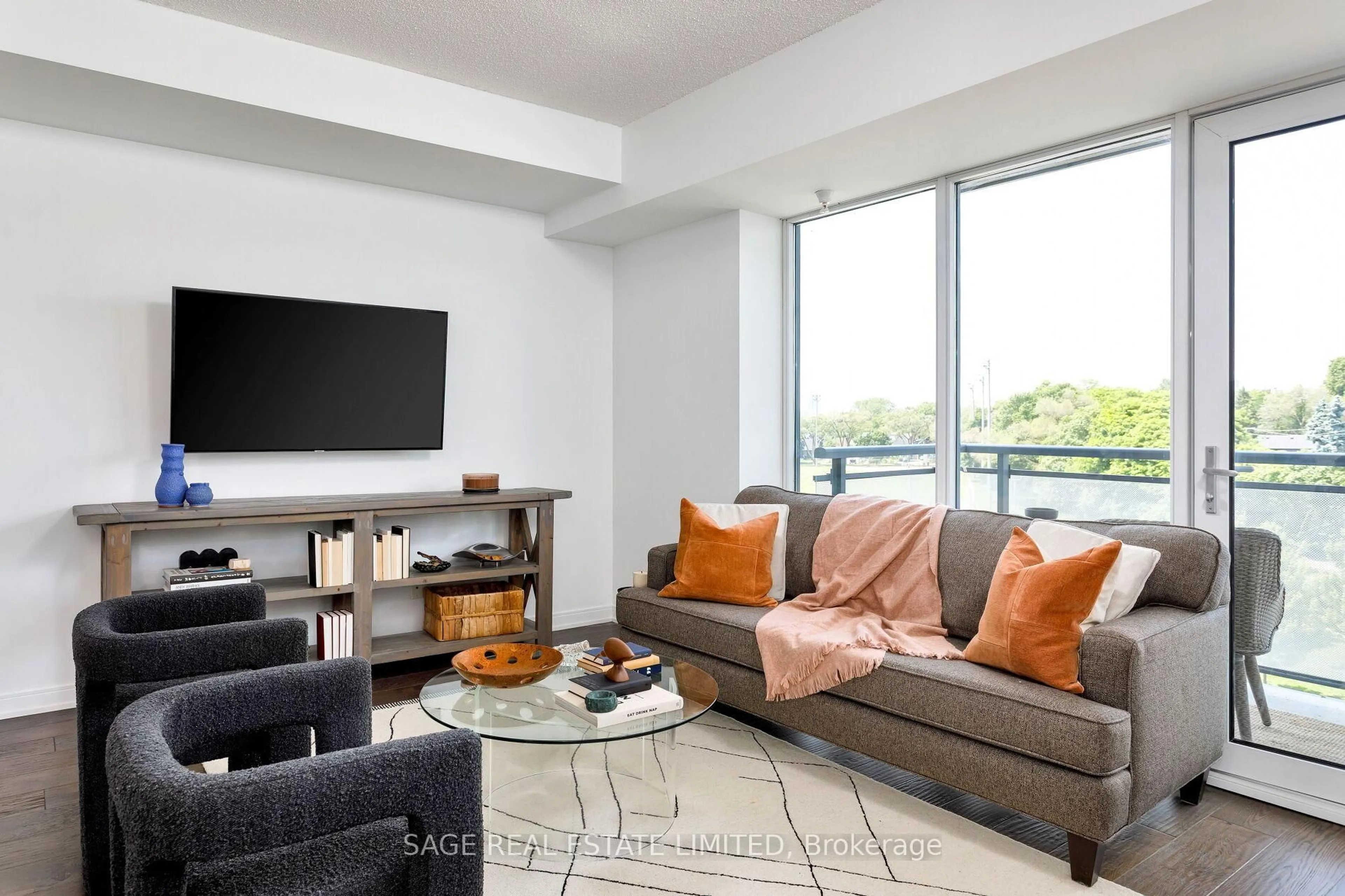 Living room with furniture, unknown for 760 The Queensway #401, Toronto Ontario M8Z 0E1
