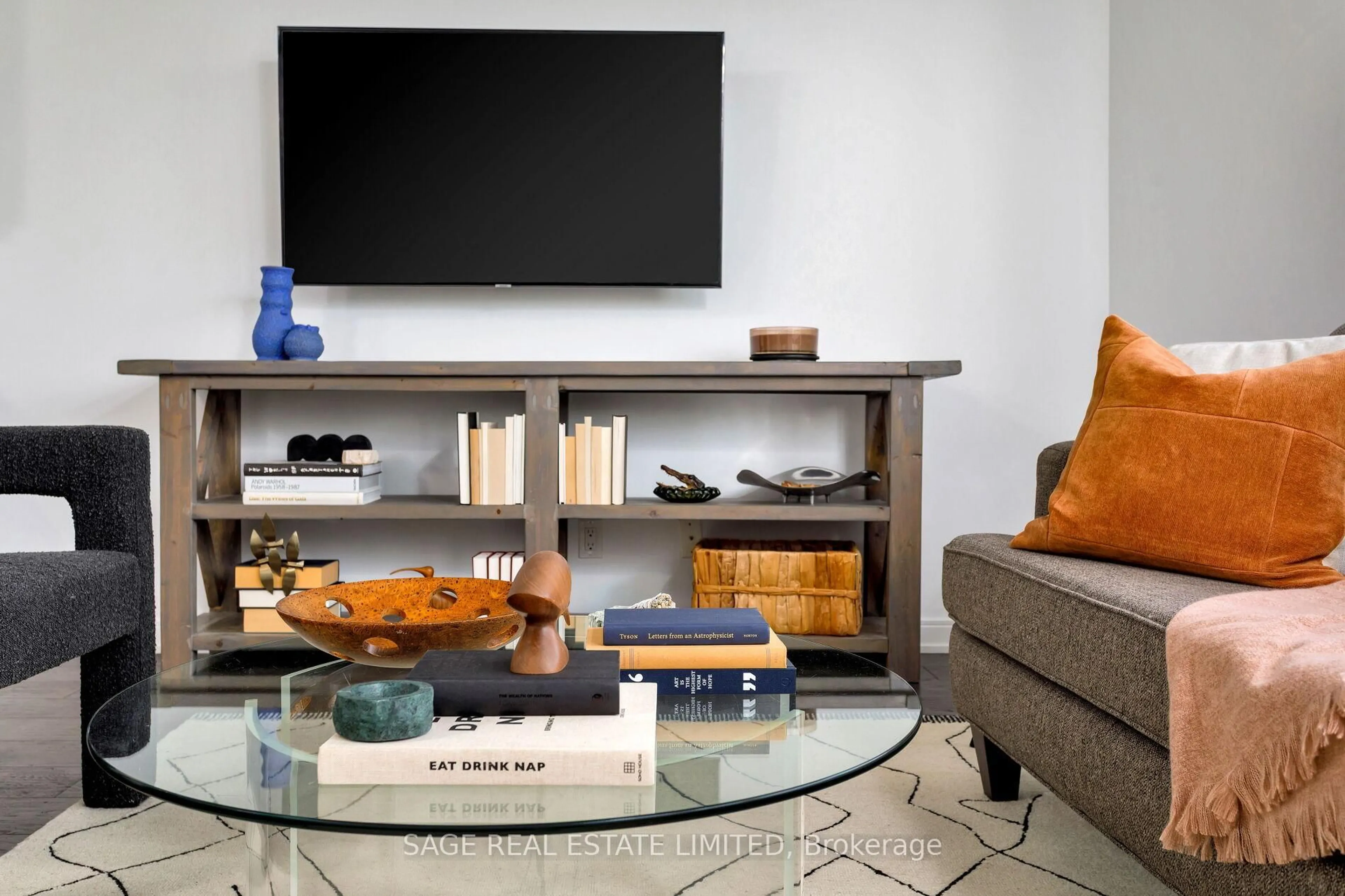 Living room with furniture, unknown for 760 The Queensway #401, Toronto Ontario M8Z 0E1