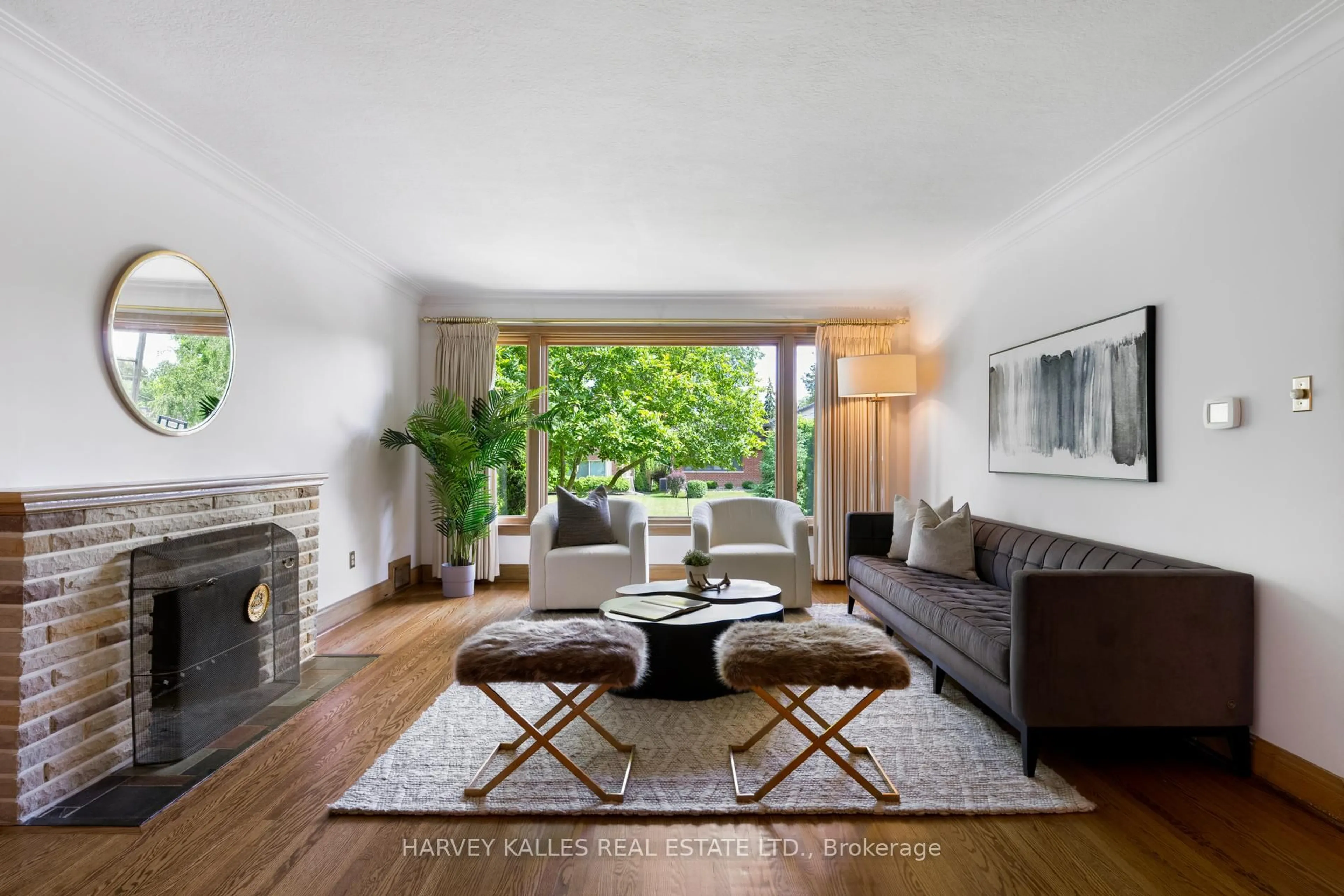 Living room with furniture, unknown for 10 Northolt Crt, Toronto Ontario M9A 3B1