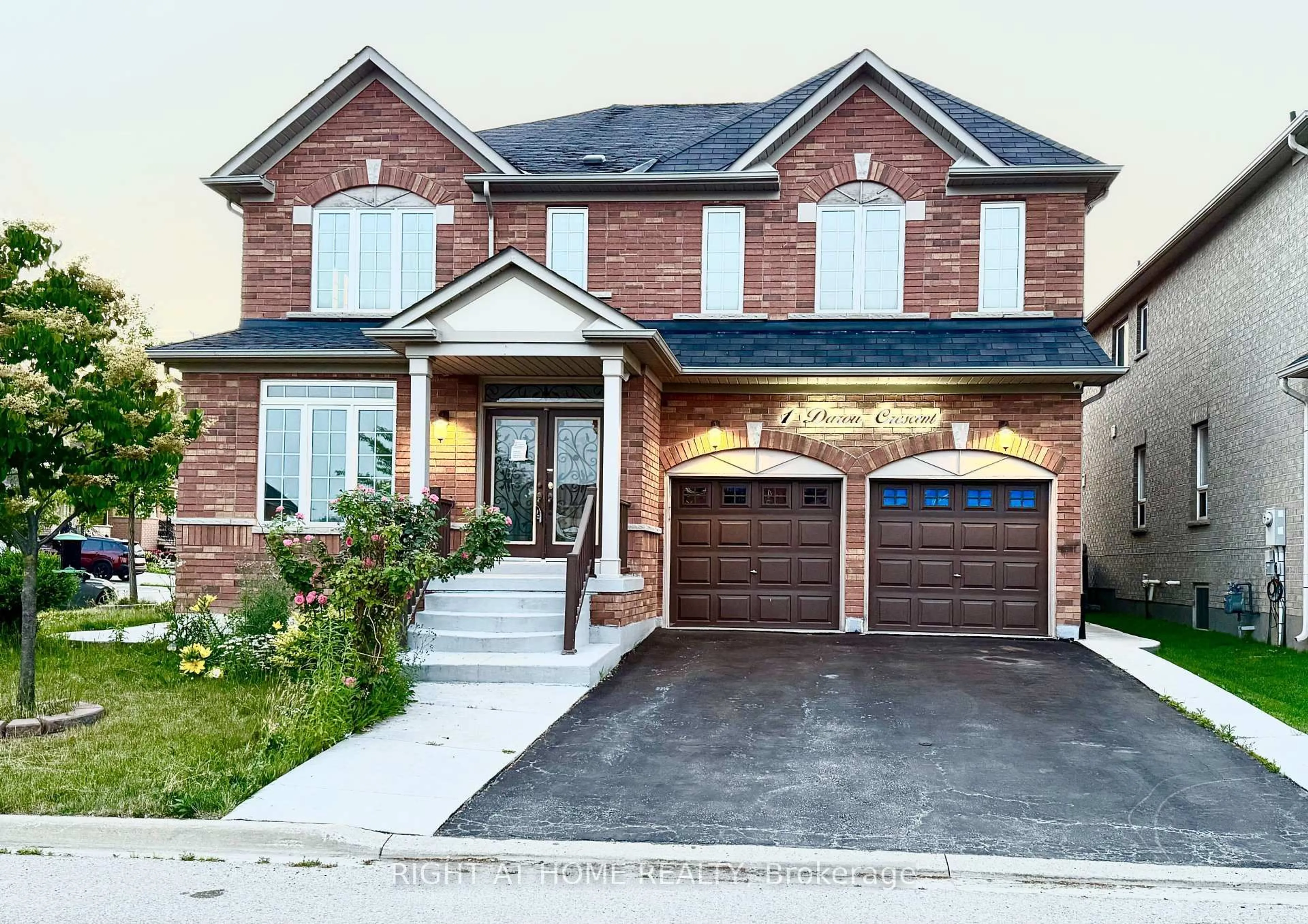 Home with brick exterior material, street for 1 Darou Cres, Brampton Ontario L6R 0N7