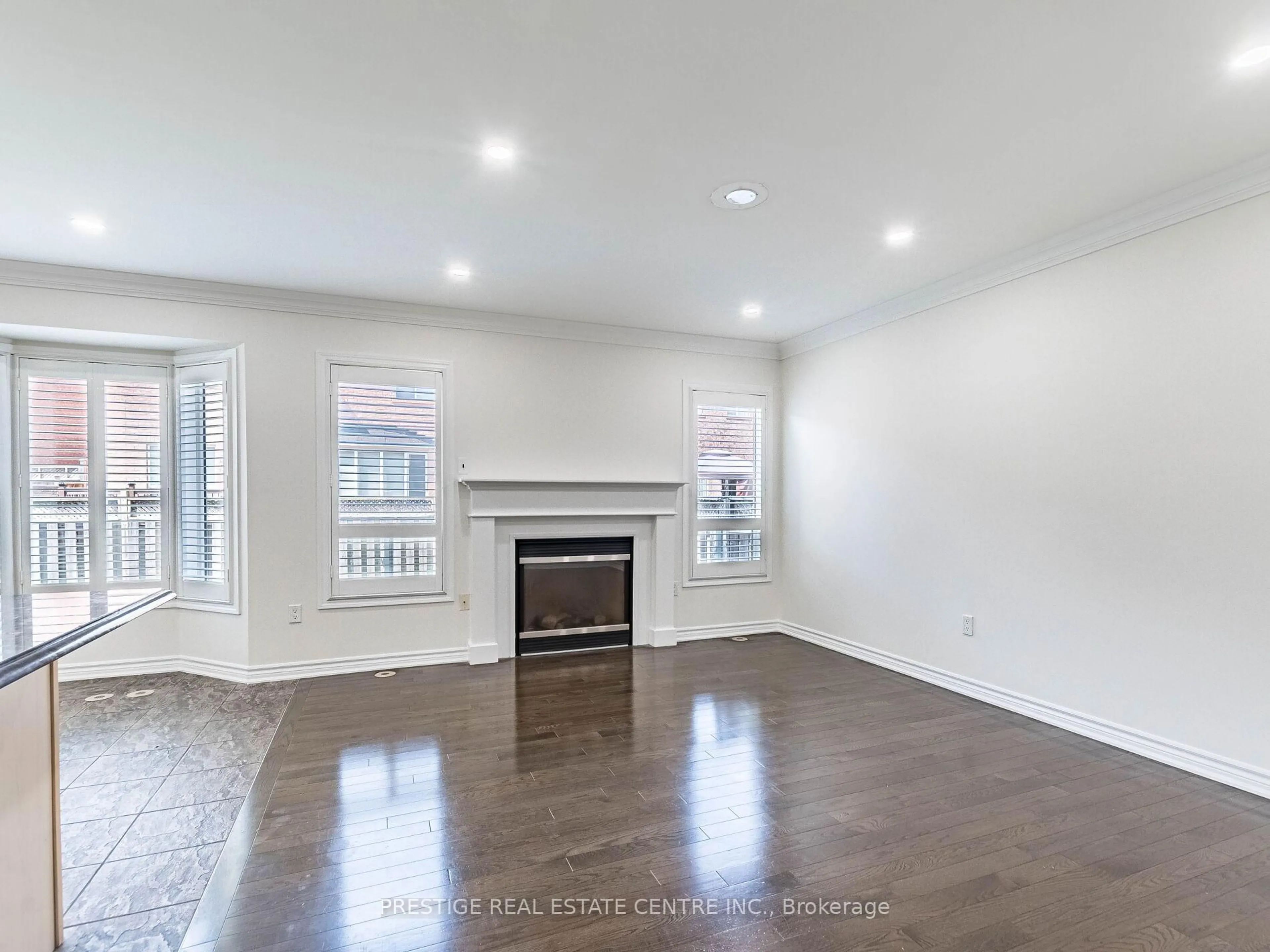 A pic of a room for 656 Thompson Rd, Milton Ontario L9T 0C7