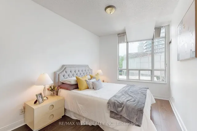 Additional image 22 of 80 Absolute Ave Unit 206