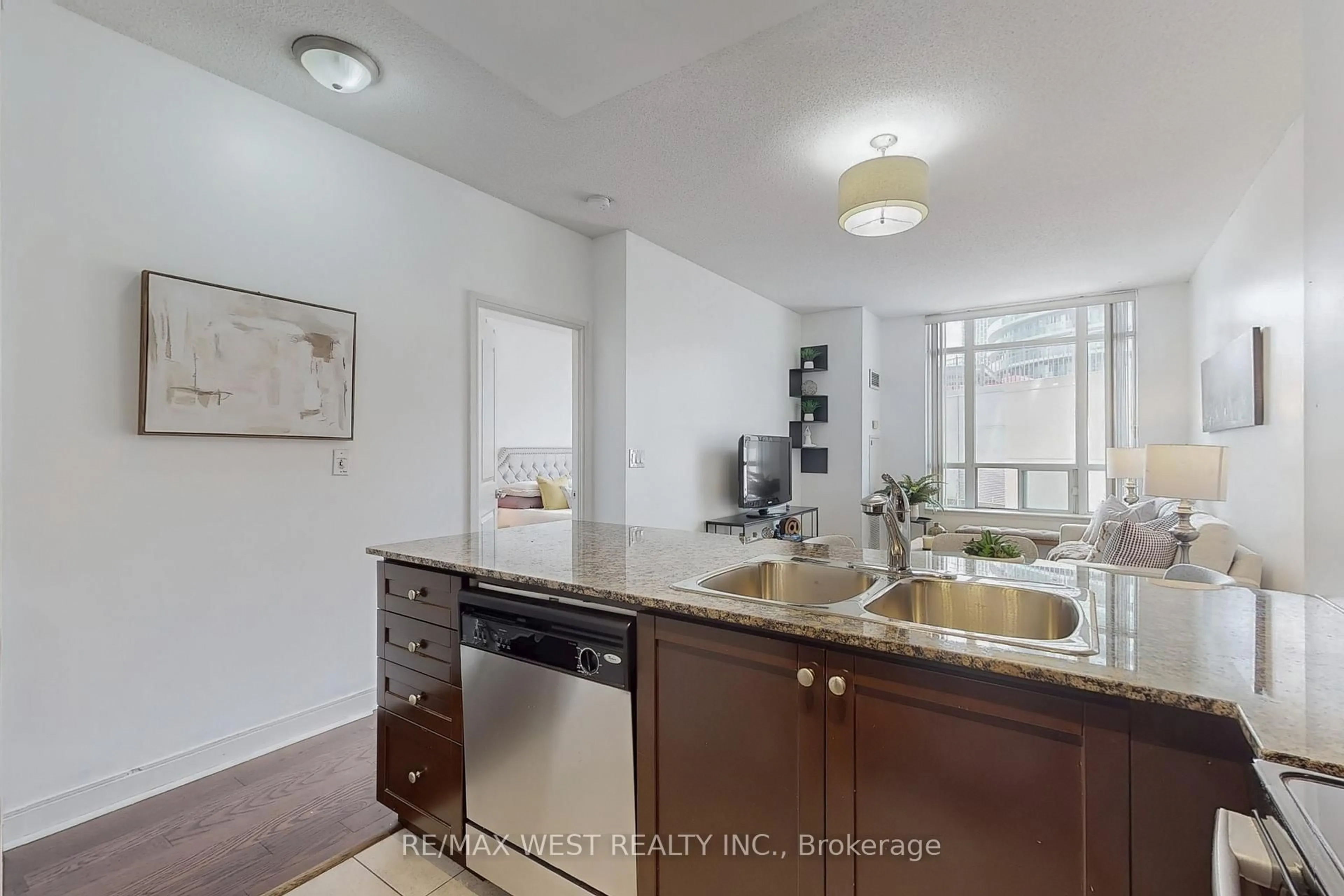 Unknown for 80 Absolute Ave #206, Mississauga Ontario L4Z 0A8