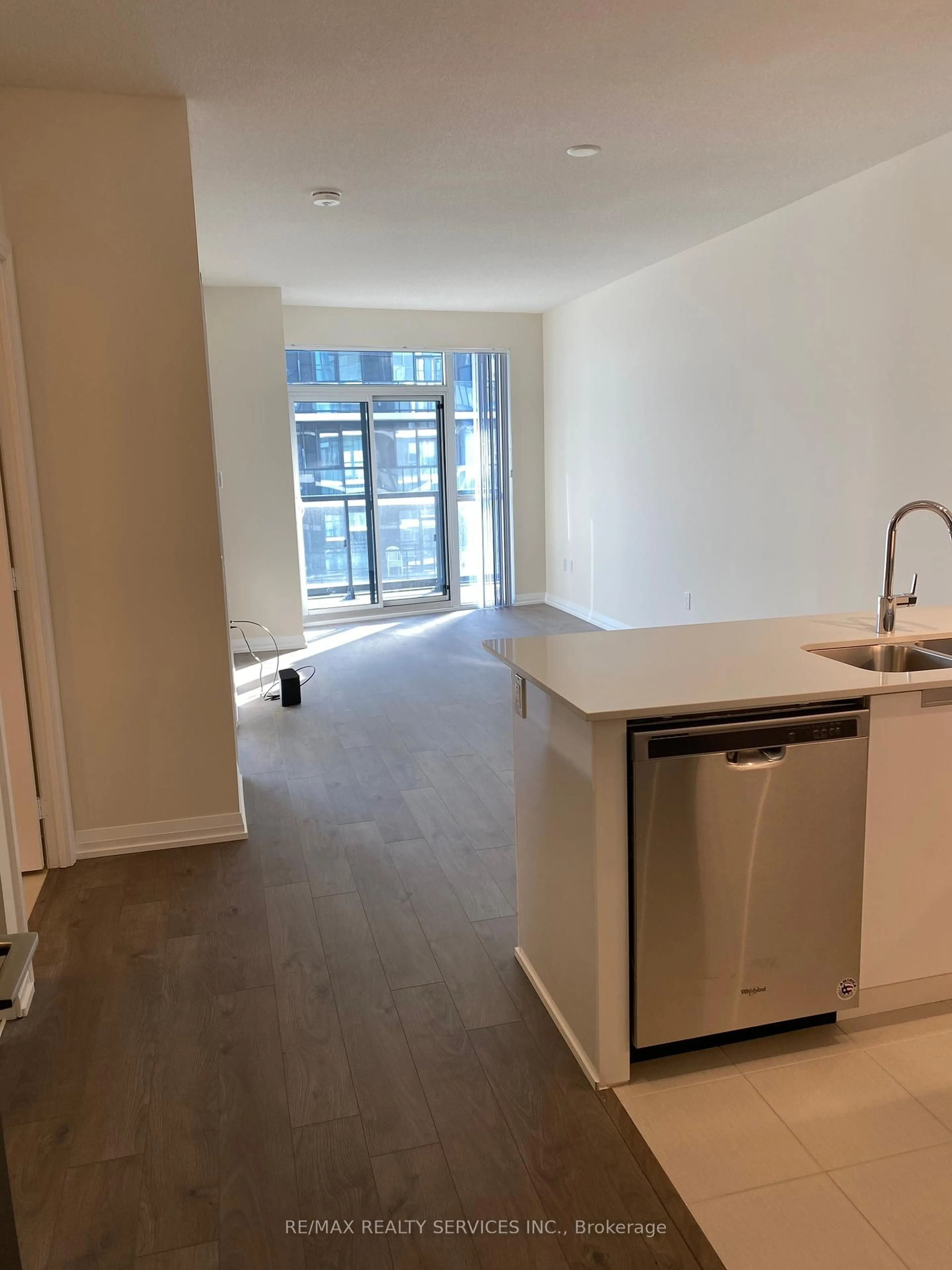 A pic of a room for 35 Watergarden Dr #1215, Mississauga Ontario L5M 0G8