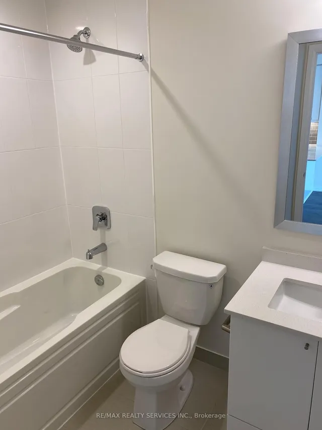 Additional property image - 35 Watergarden Dr Unit 1215