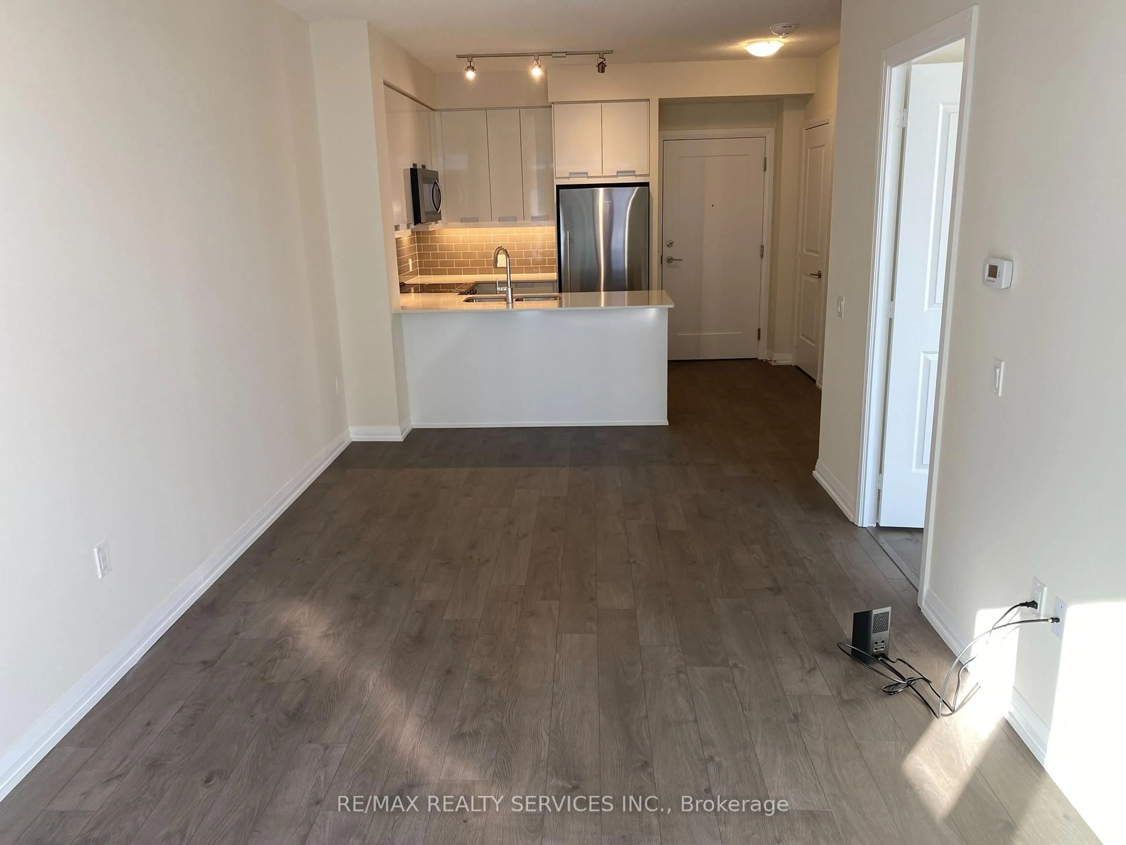 A pic of a room for 35 Watergarden Dr #1215, Mississauga Ontario L5M 0G8