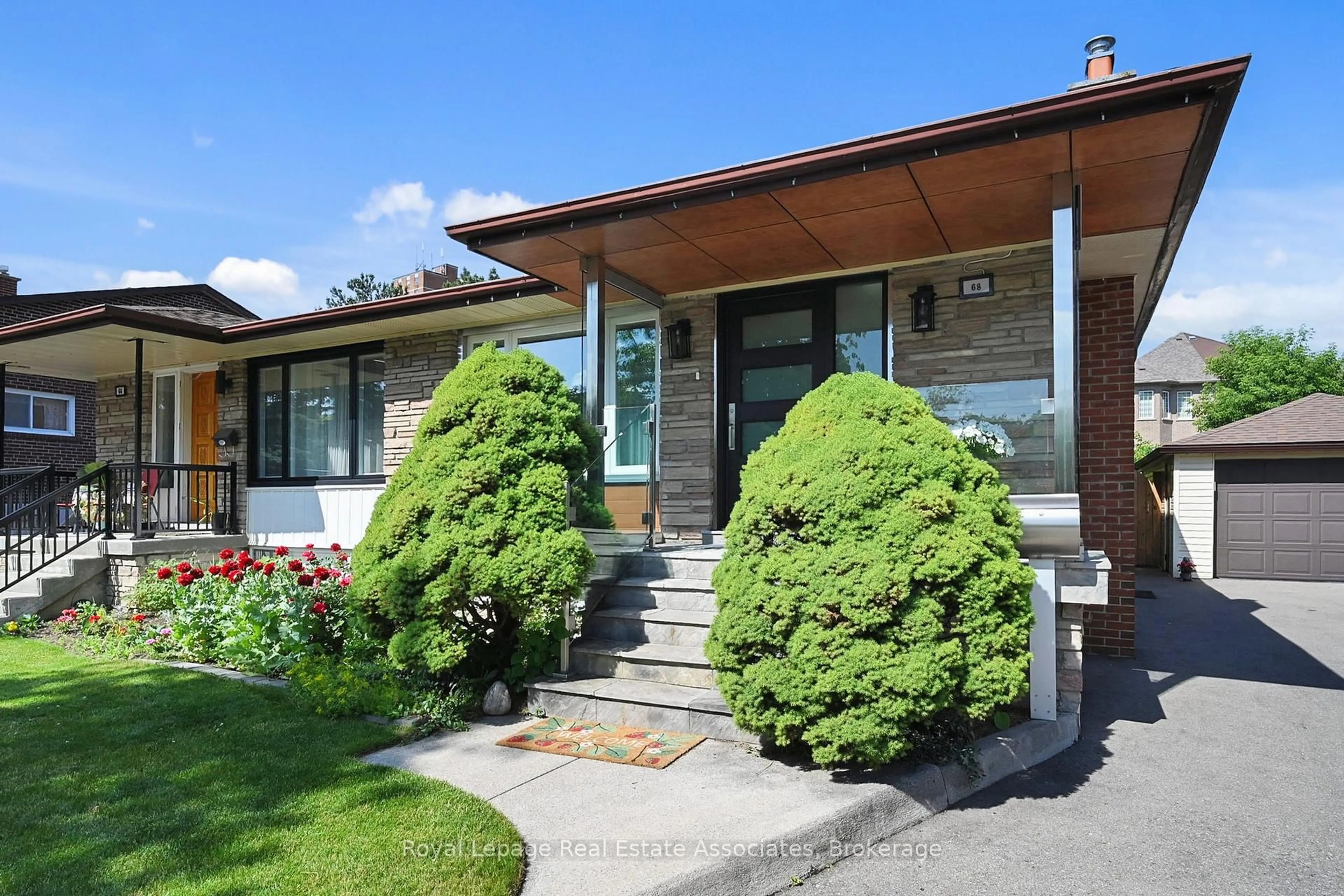 Unknown for 68 Vanguard Dr, Toronto Ontario M9B 5E6