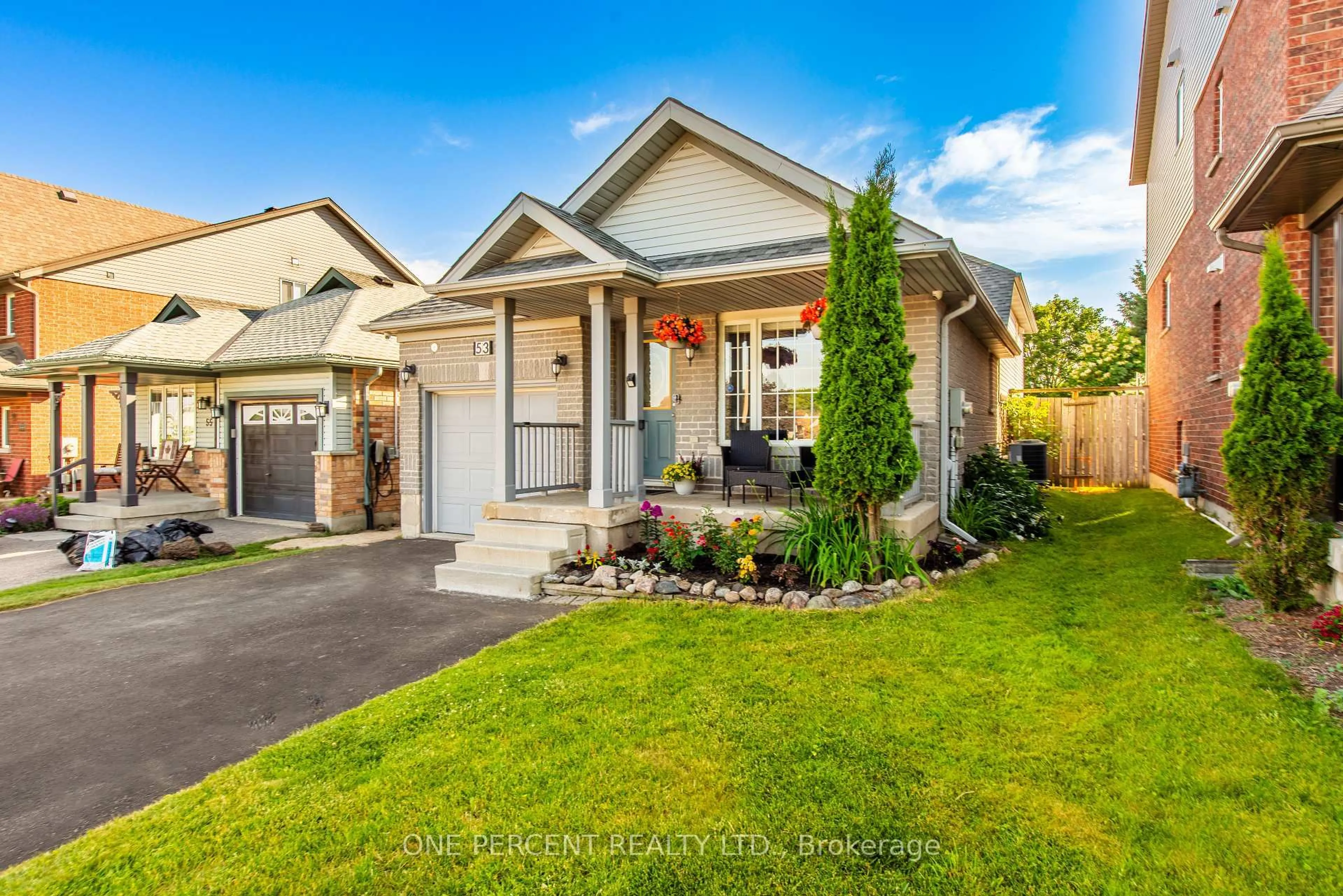Home with vinyl exterior material, street for 53 Biscayne Cres, Orangeville Ontario L9W 5B2