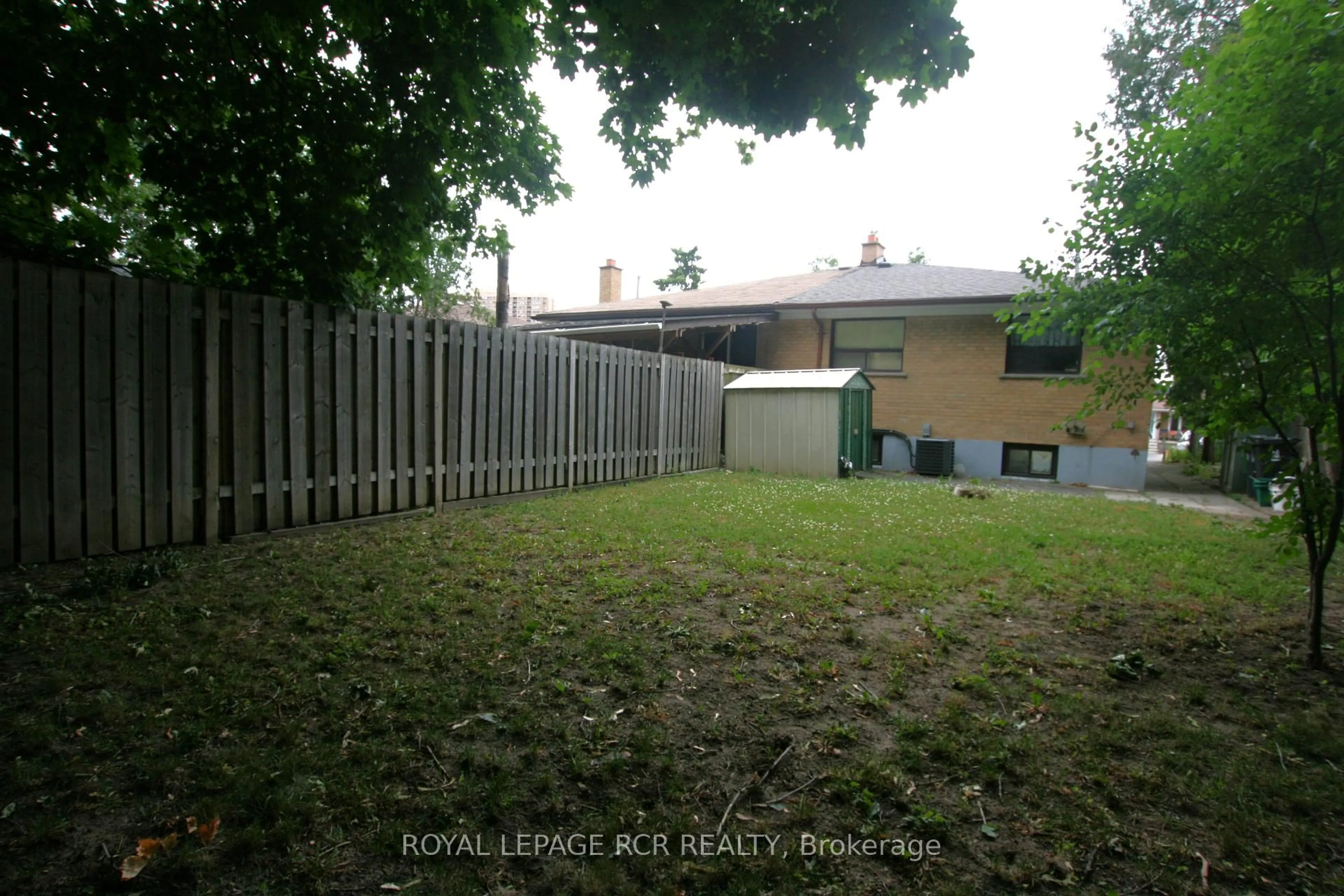 Unknown for 69 Neames Cres, Toronto Ontario M3L 1K8