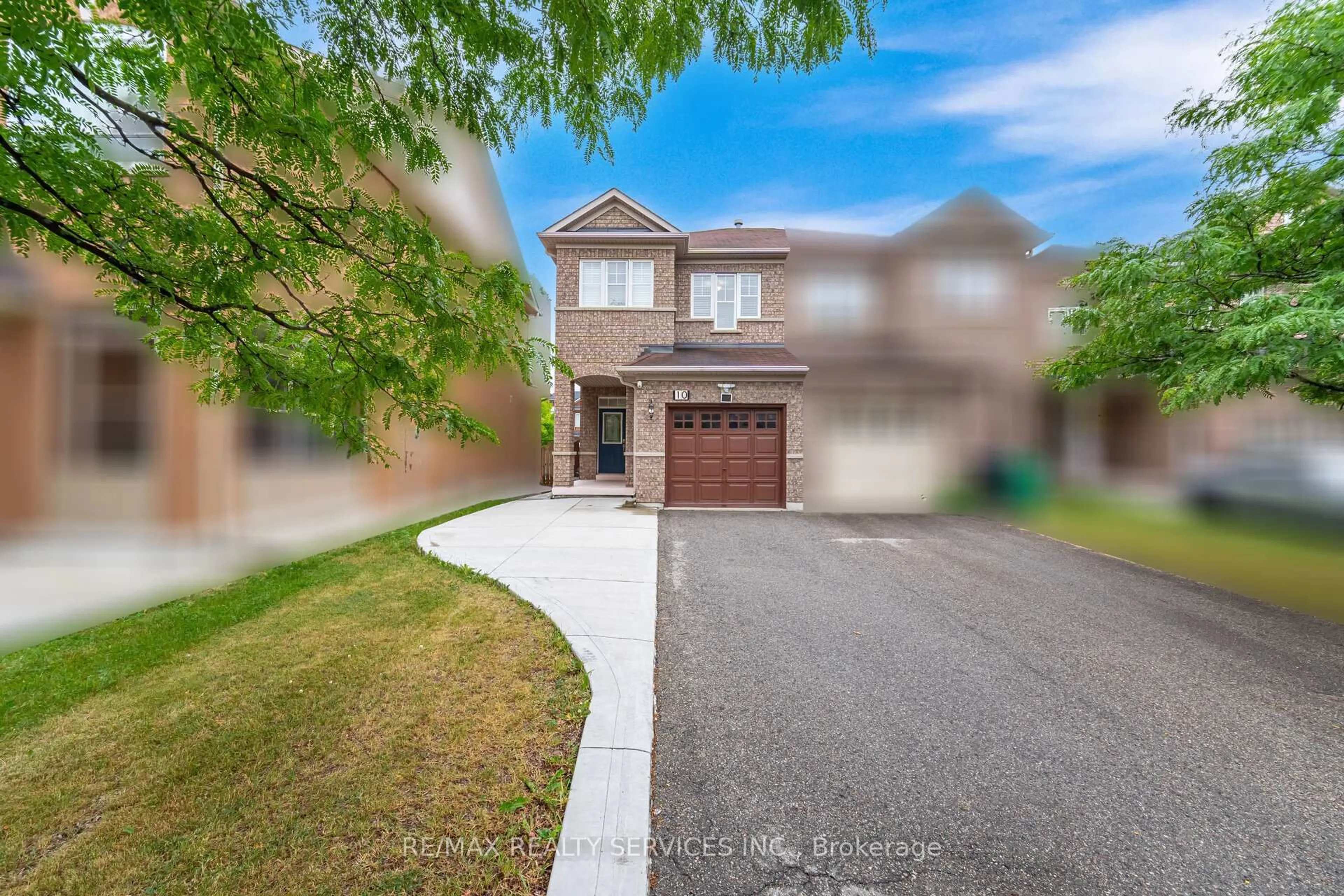 Unknown for 10 Deepcoral Crt, Brampton Ontario L6V 4P7