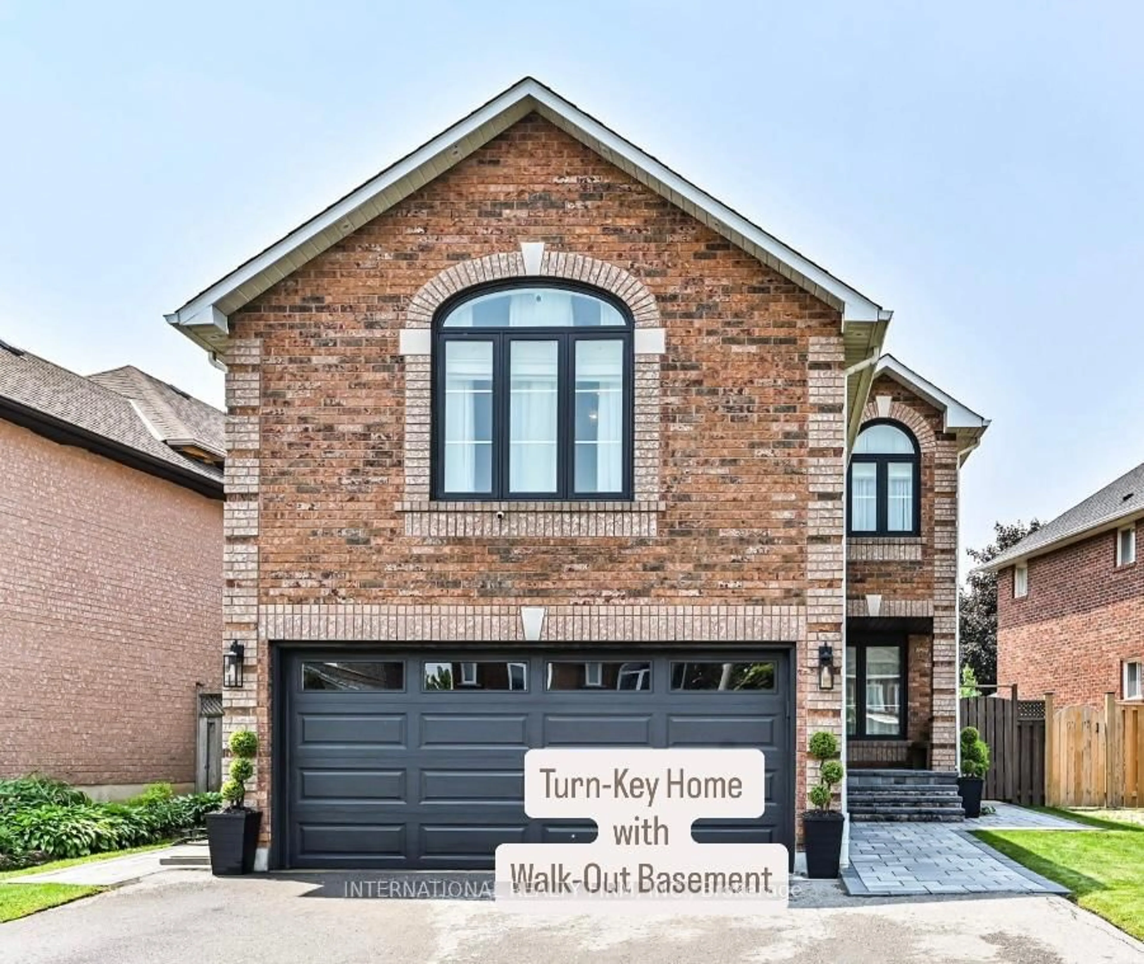 Home with brick exterior material, street for 7337 Sandhurst Dr, Mississauga Ontario L5N 7G7