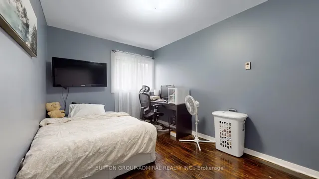 Additional image 15 of 22 Tandridge Cres Unit 812