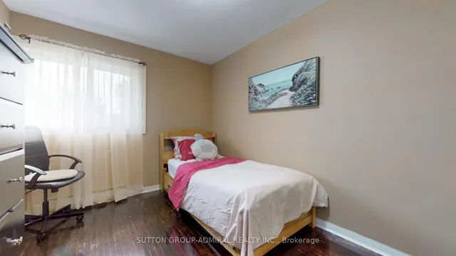 Additional image 14 of 22 Tandridge Cres Unit 812