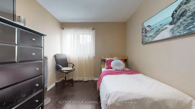 Additional image 13 of 22 Tandridge Cres Unit 812