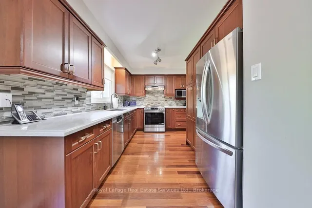 Additional image 37 of 1343 Grosvenor St