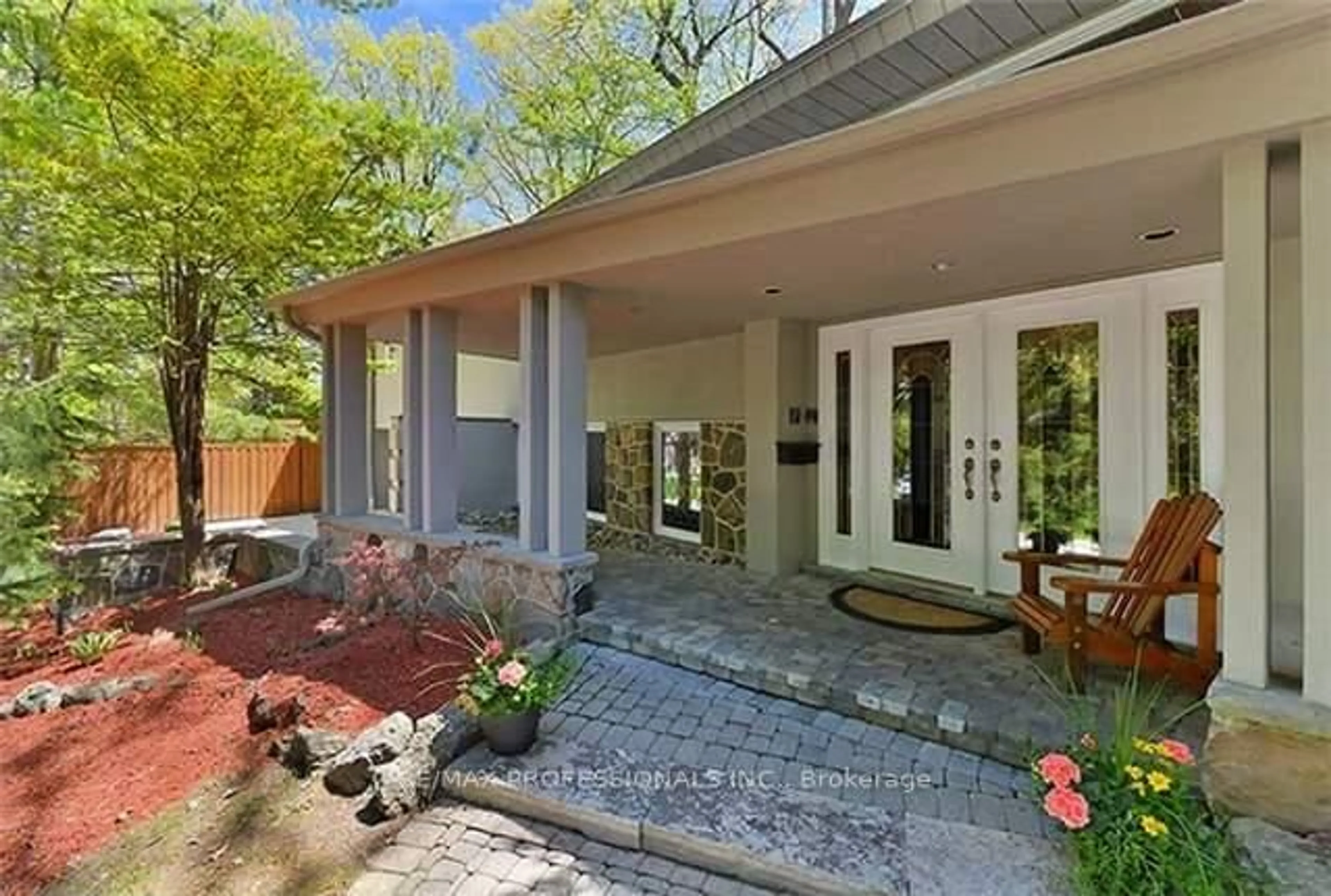 Patio, street for 11 Ripplewood Rd, Toronto Ontario M9A 3H8