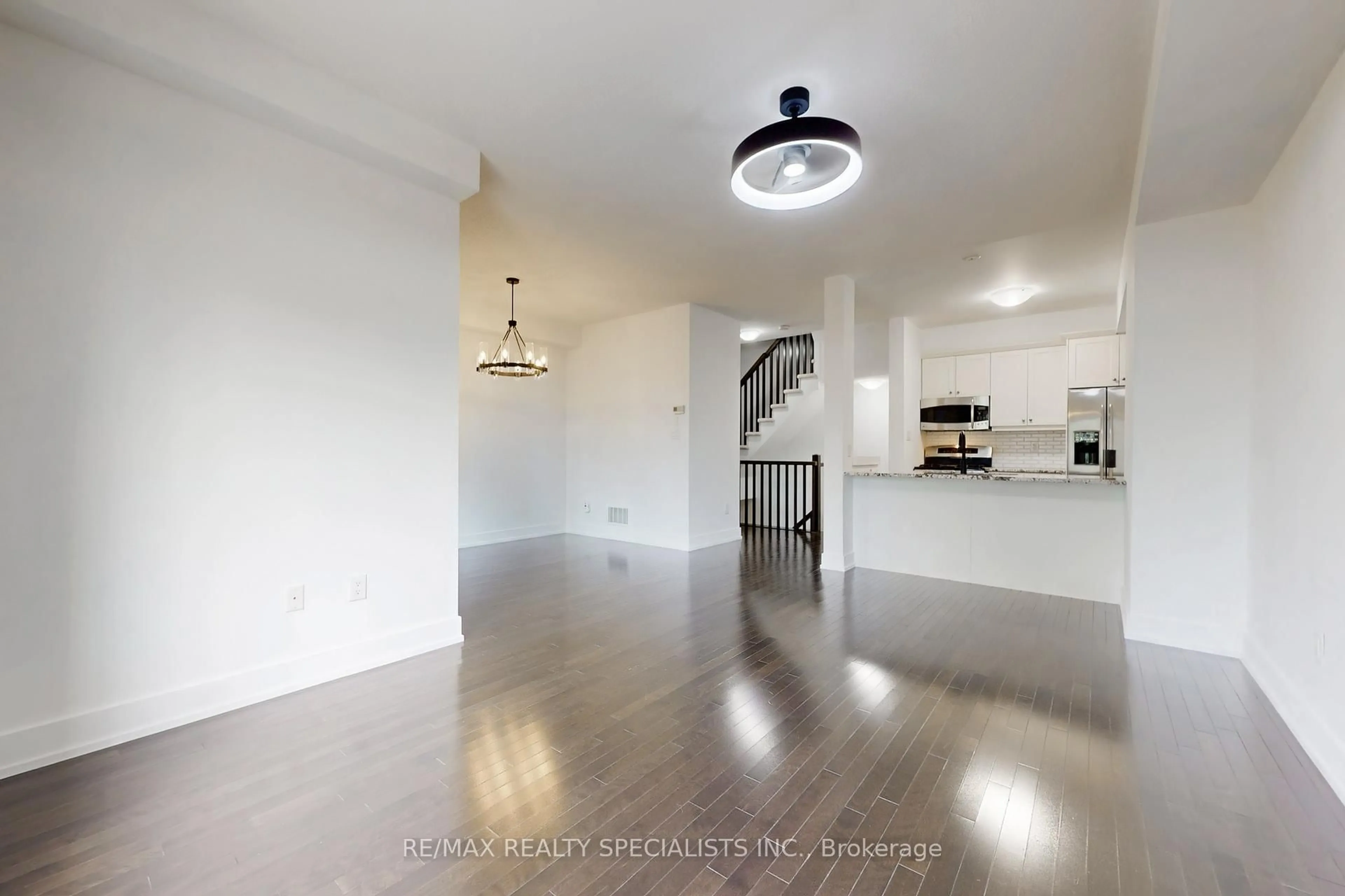 Unknown for 1401 Plains Rd #114, Burlington Ontario L7R 0C2