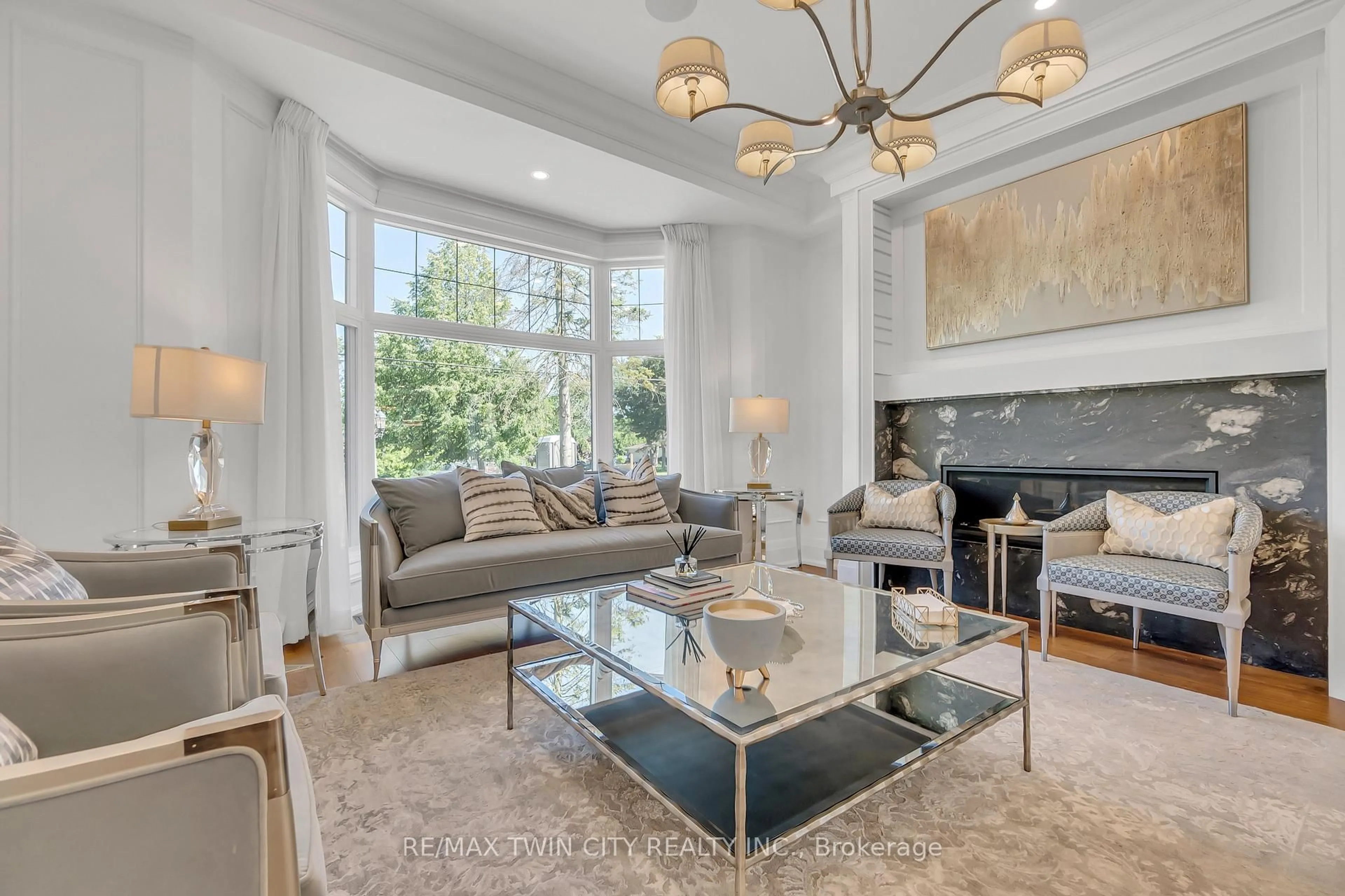 Living room with furniture, unknown for 2115 Rebecca St, Oakville Ontario L6L 2A4