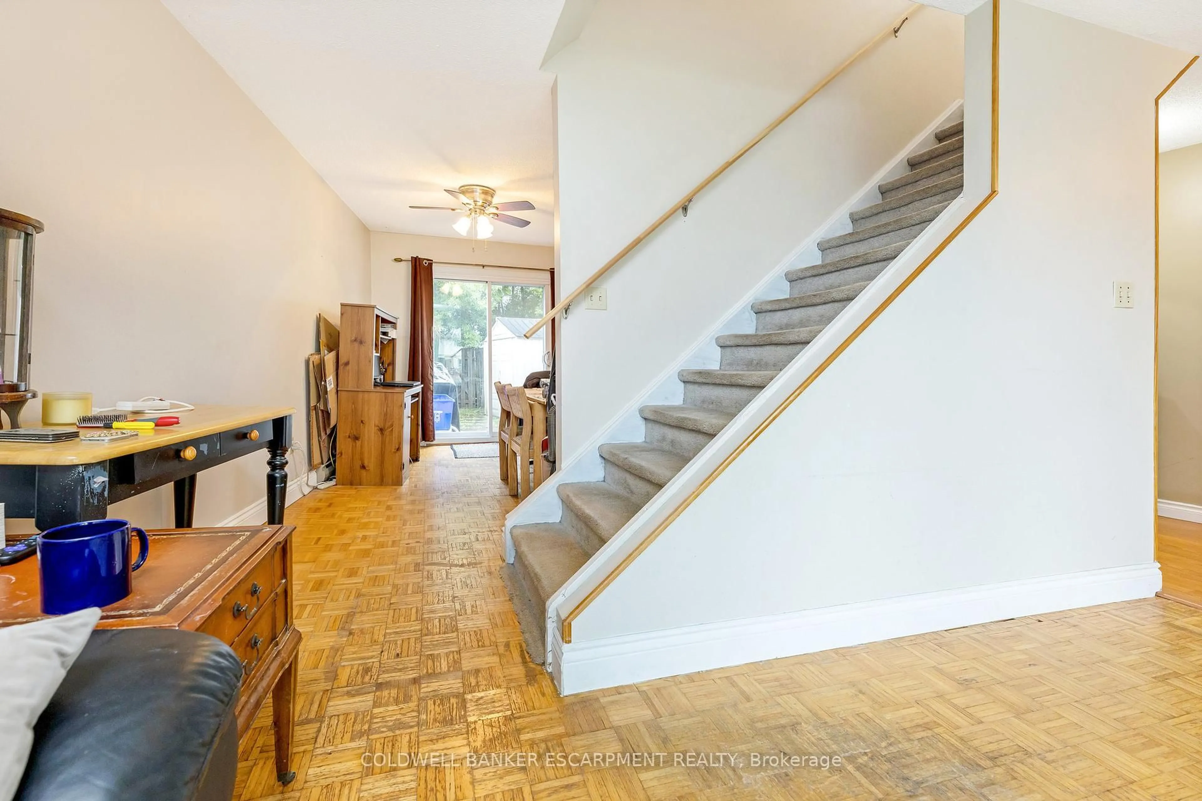 Stairs for 9 Kingham Rd, Halton Hills Ontario L7J 1S3