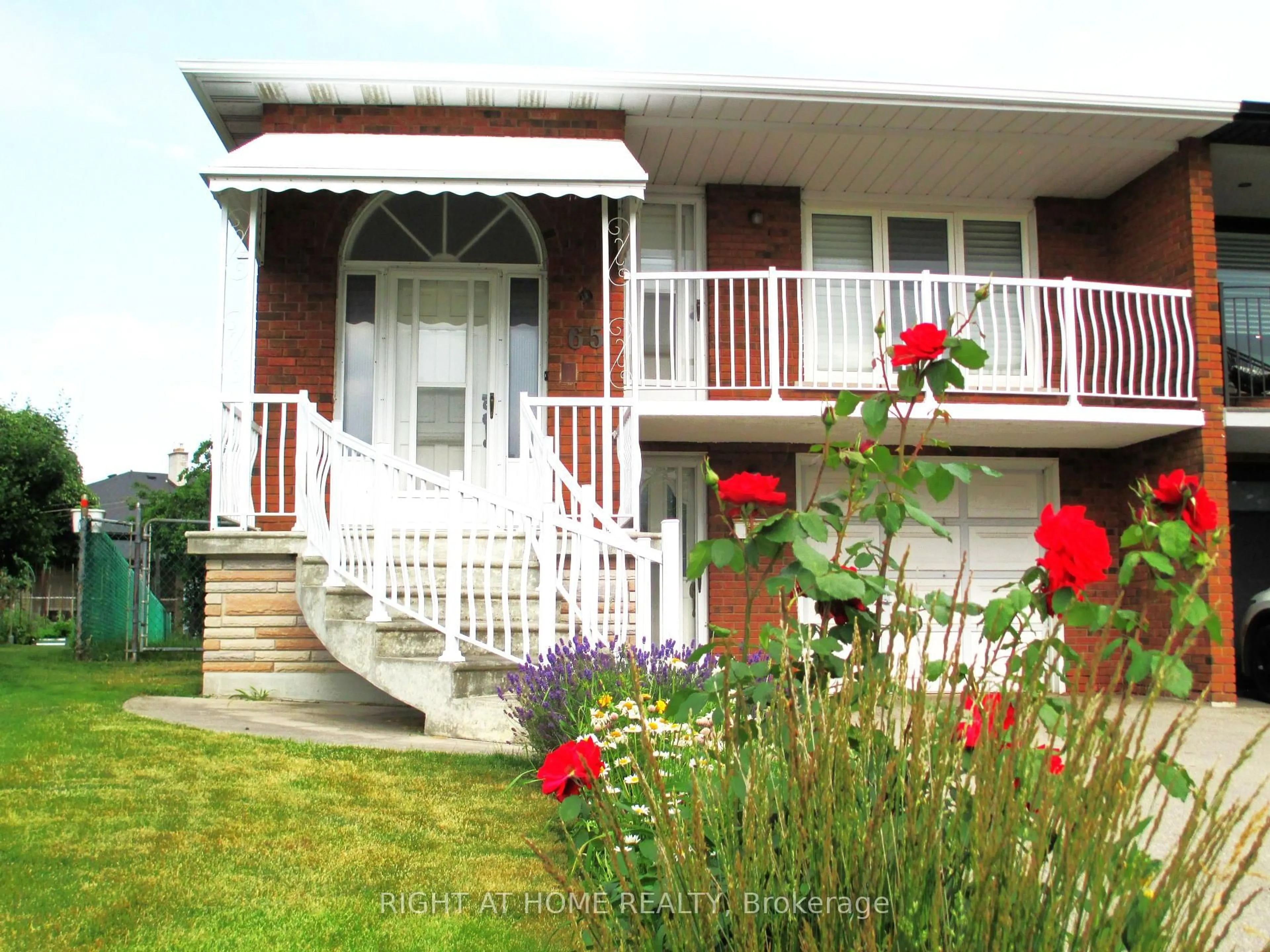 Unknown for 65 Arthur Griffith Dr, Toronto Ontario M3L 2J9