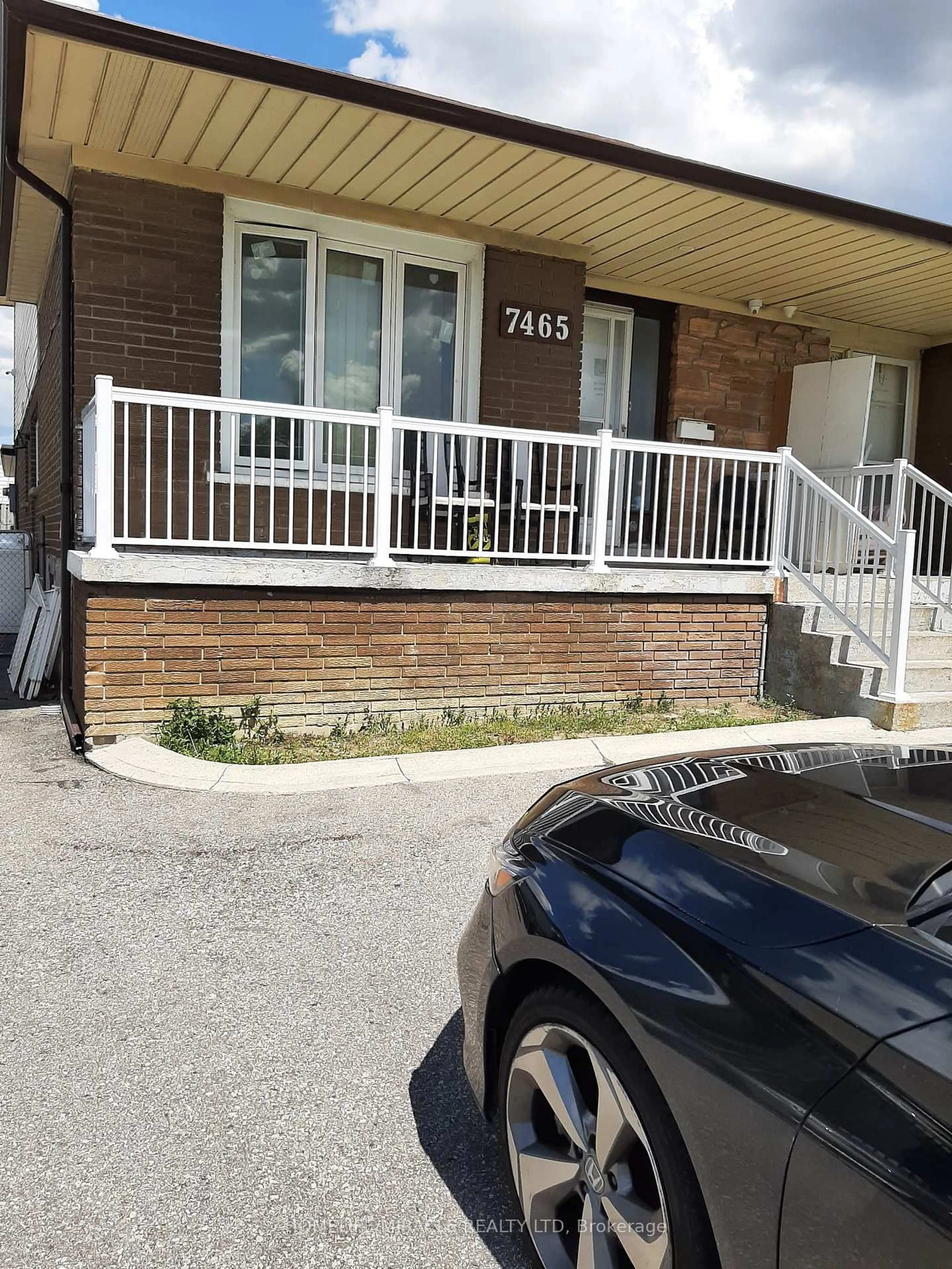 Unknown for 7465 Catalpa Rd, Mississauga Ontario L4T 2T2